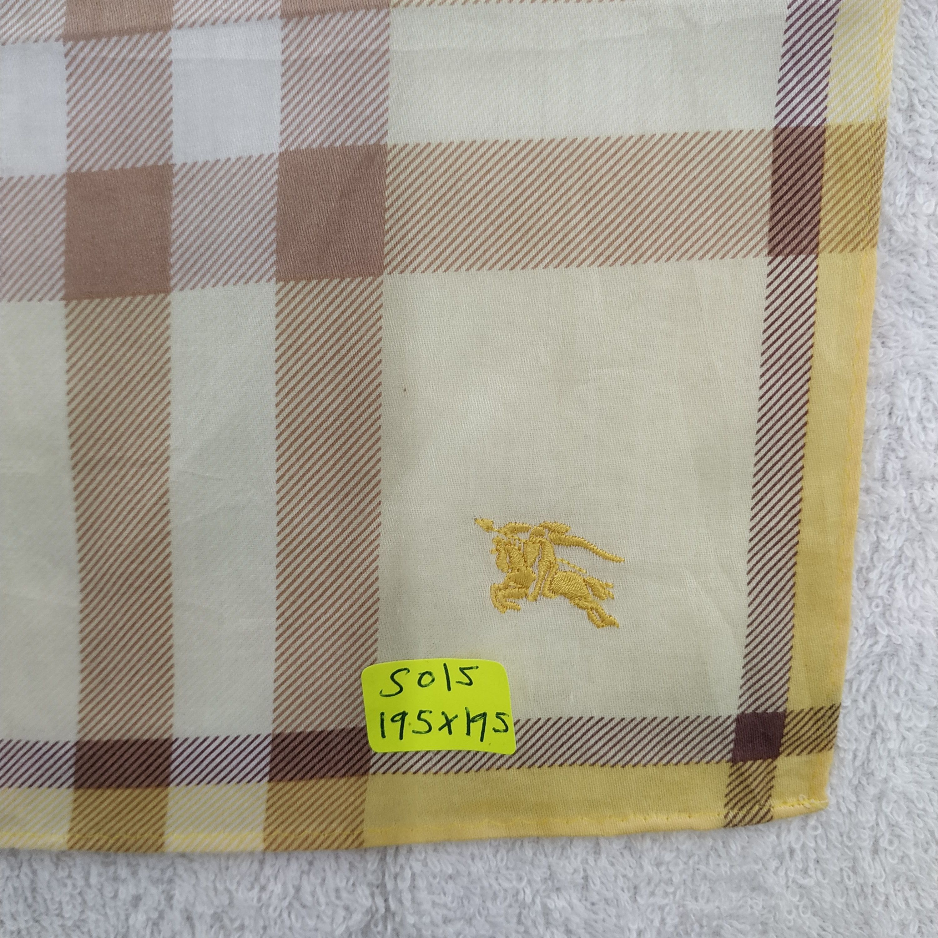 Burberry × Vintage Burberry Bandana / Handkerchief / Neckerchief - S015 Size ONE SIZE - 5 Thumbnail