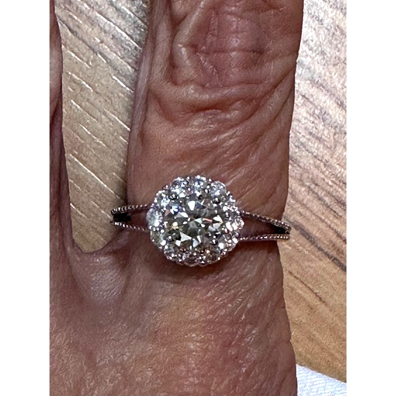 Other 1 ct Moissanite Round Cut Ring with Moissanite Accents 8 Size ONE SIZE - 13 Thumbnail