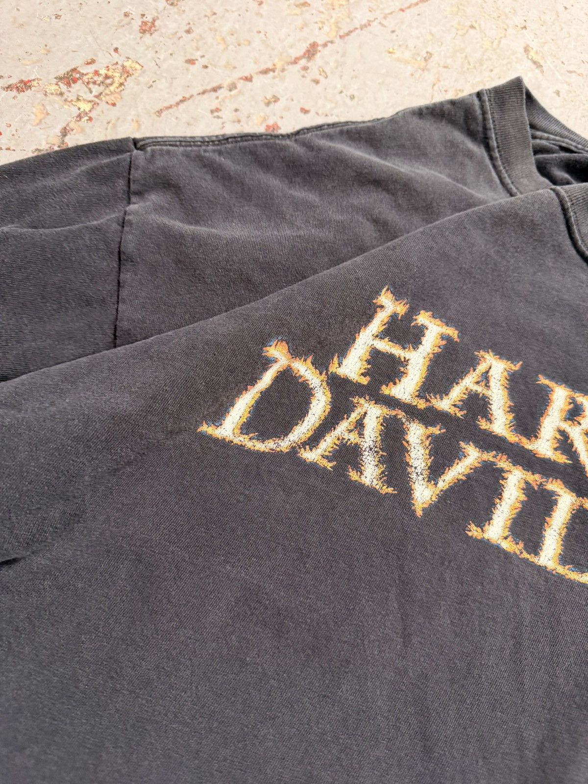 Harley Davidson Insane Sun Faded Distressed Flaming Harley Davidson Tee Size US XXL / EU 58 / 5 - 3 Thumbnail