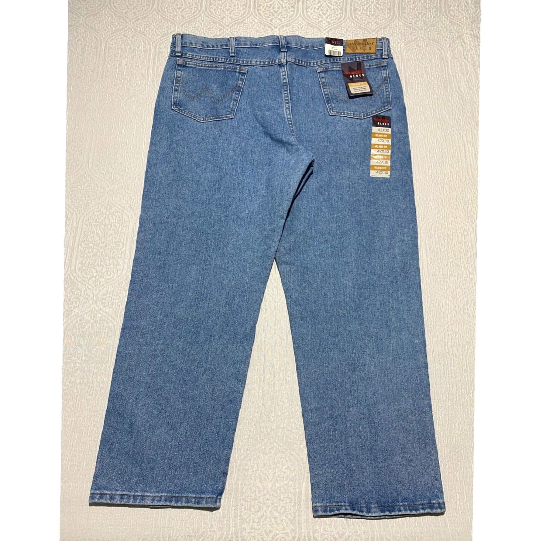 Wrangler VINTAGE Wrangler Blues Jeans Men 42x30 Relaxed Fit Straight Leg Medium Wash 5-Pocket Denim Cotton USA Western Logo Womens? No Size US 42 / EU 58 - 2 Thumbnail