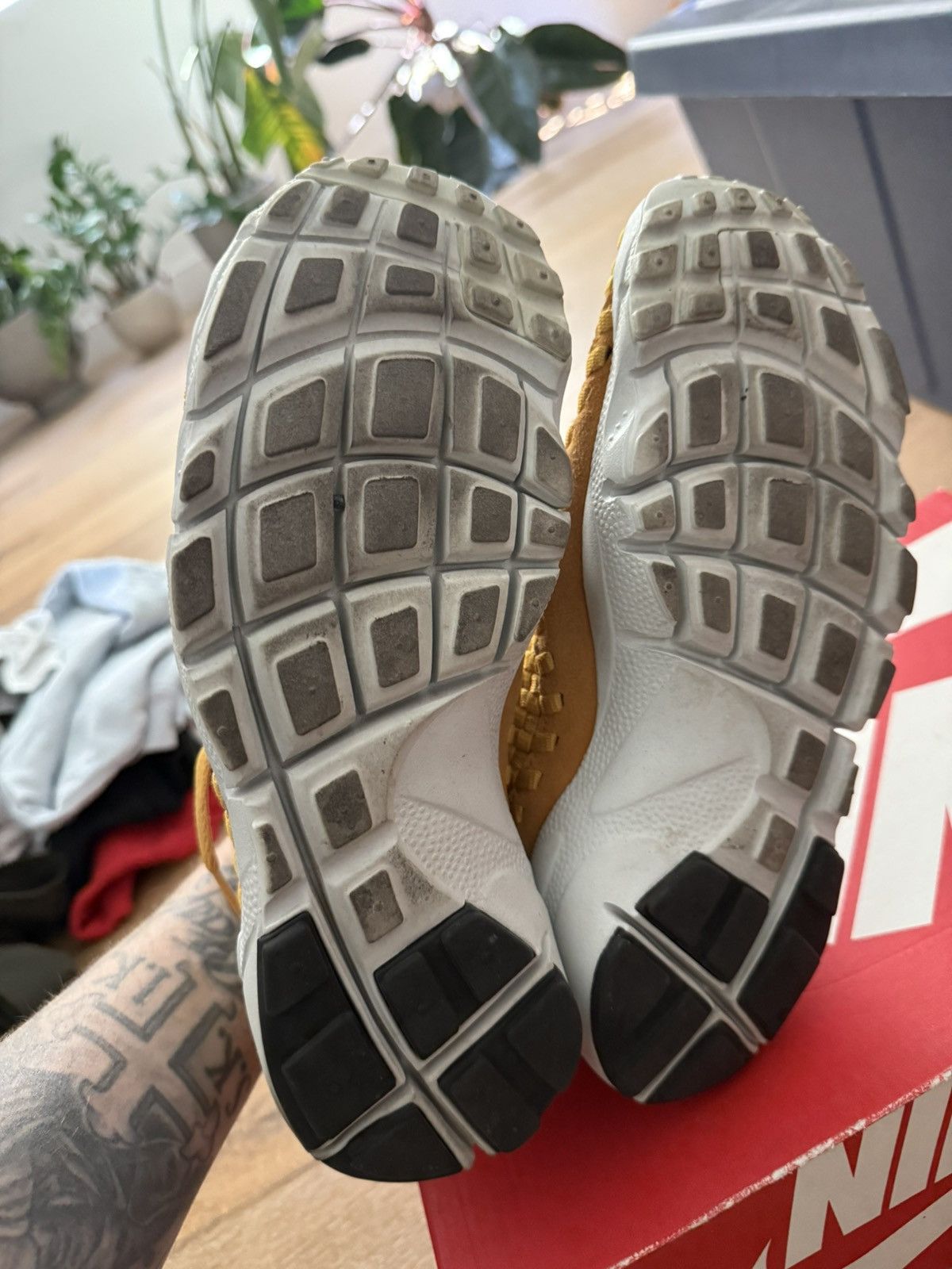 Nike Nike Air Footscape Woven NM Desert Ochre Size US 8 / EU 41 - 11 Thumbnail
