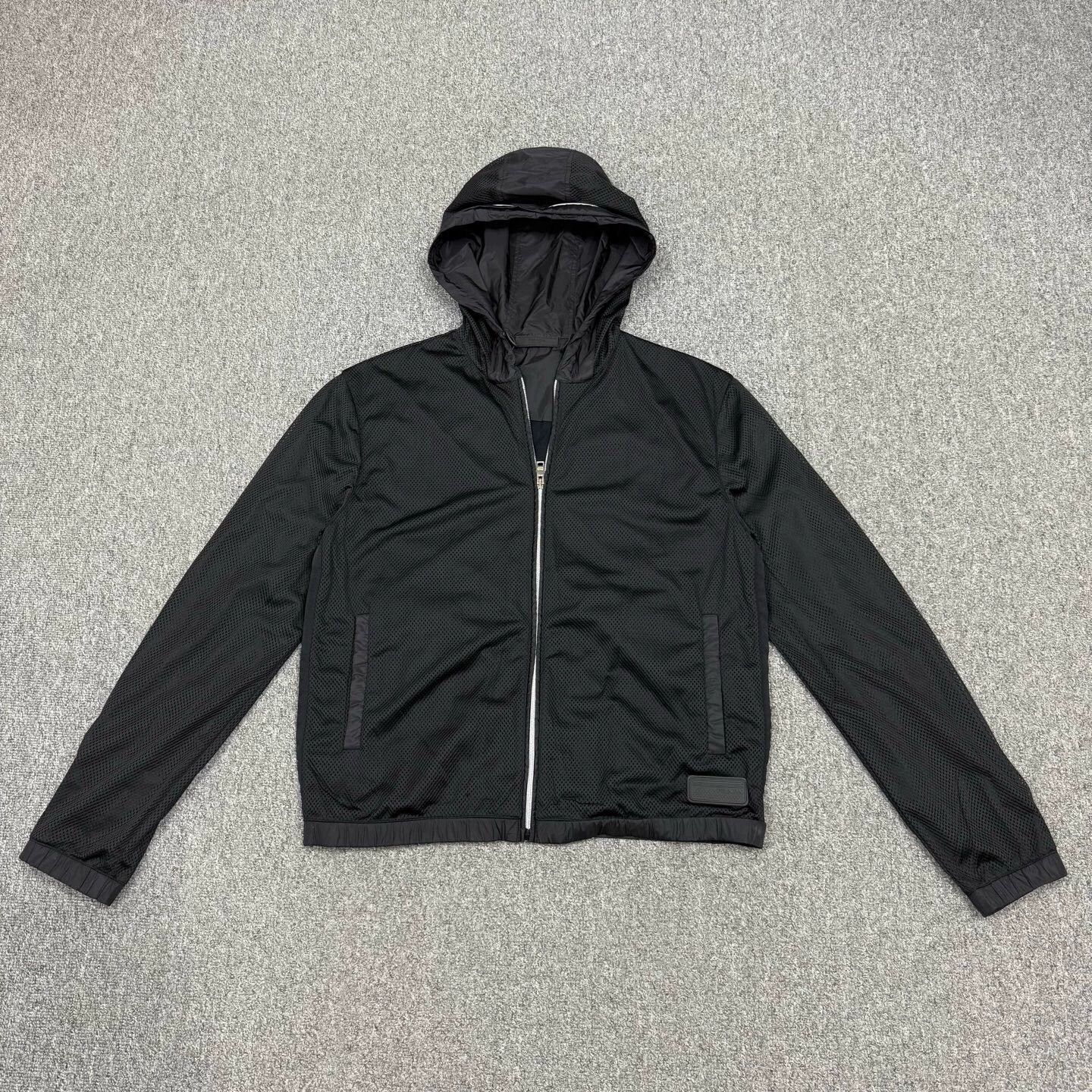 Prada Prada black logo hem shell jacket M 99 new Size US M / EU 48-50 / 2 - 1 Thumbnail