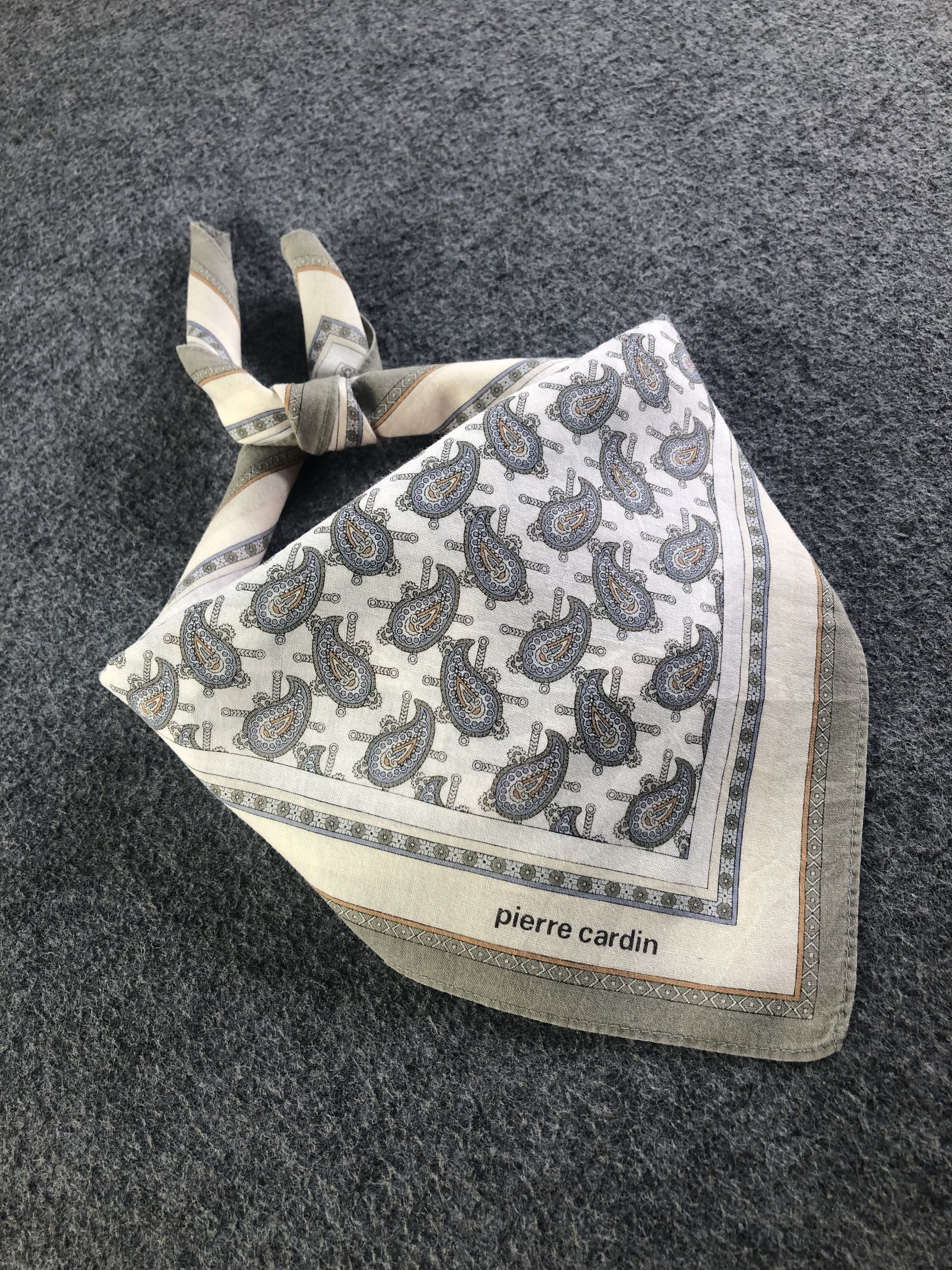 Pierre Cardin Pierre Cardin Handkerchief / Bandana / Neckerchief C488 Size ONE SIZE - 2 Thumbnail