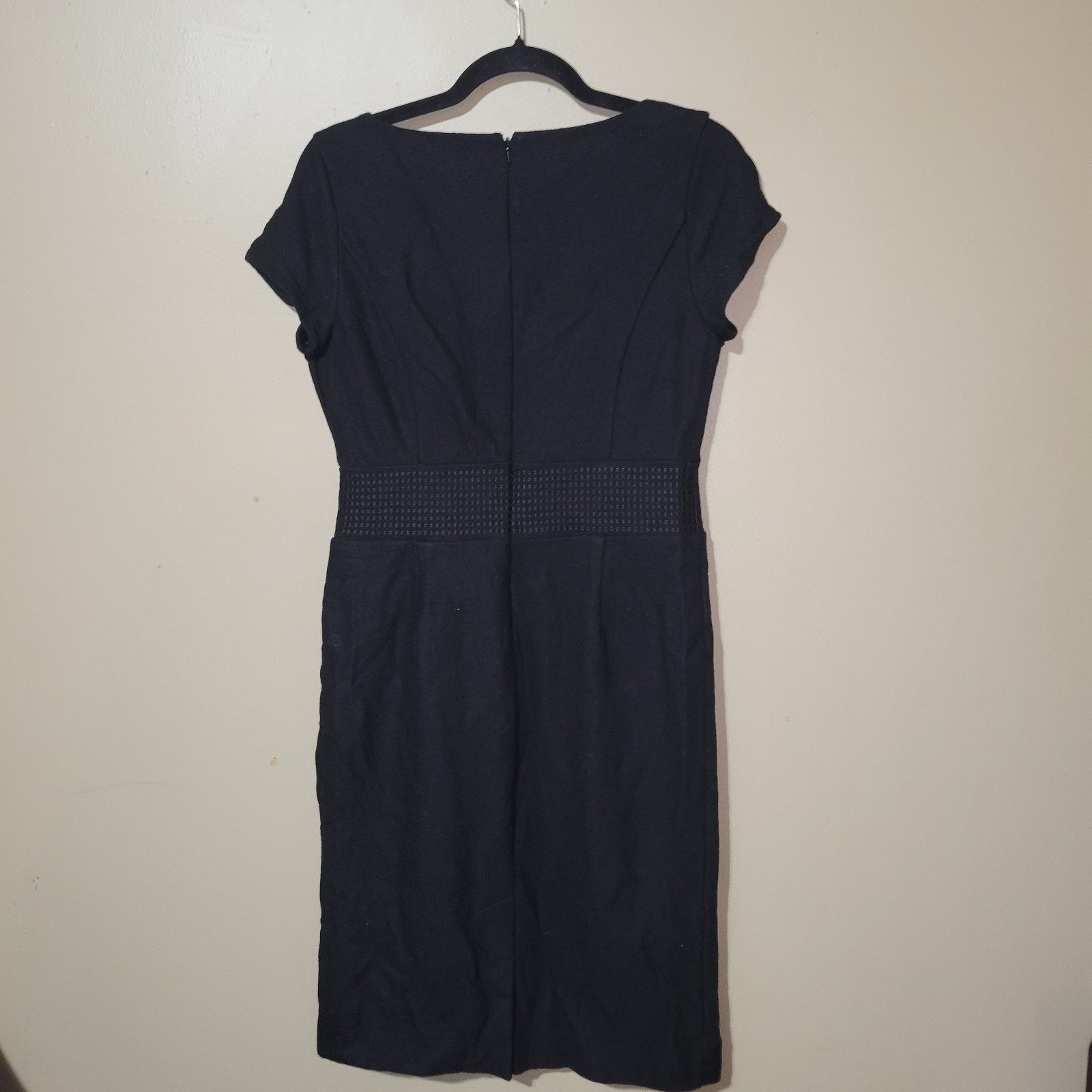Banana Republic Banana Republic Dress Sheath Size 8 Wool Little Black Dress Size M / US 6-8 / IT 42-44 - 7 Thumbnail