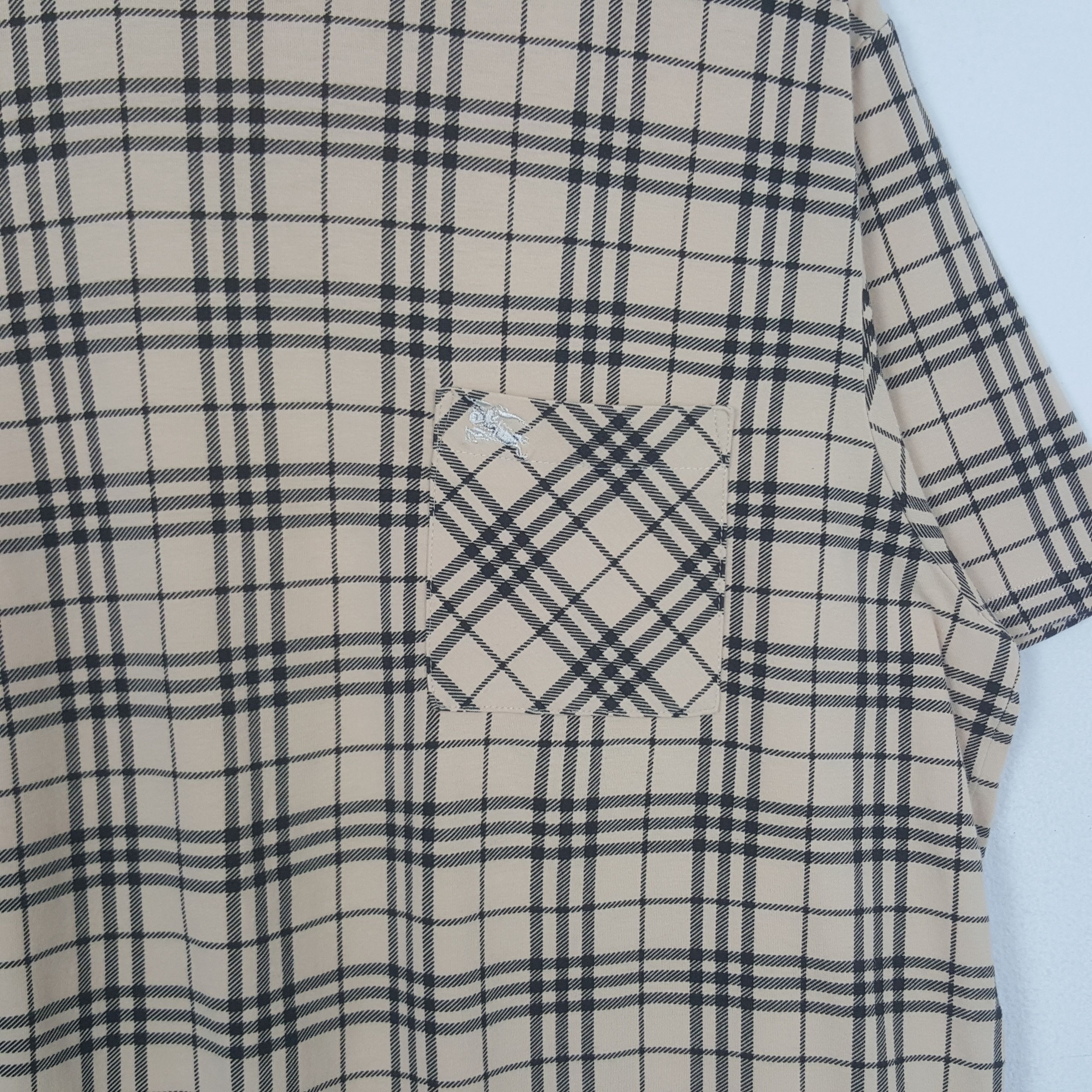 Burberry Vintage Burberry London Nova Check Designer Tshirt C299N55 Size US XL / EU 56 / 4 - 4 Thumbnail