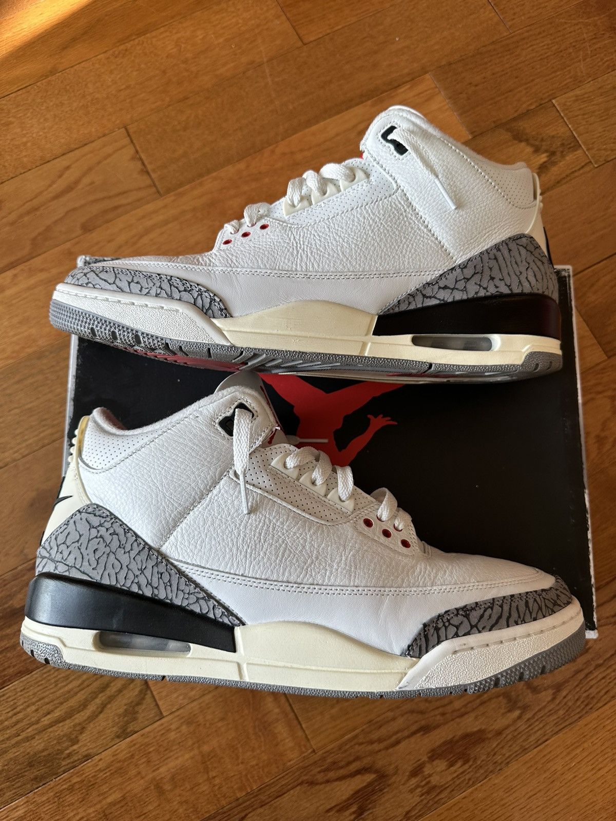 Air Jordan White Cement