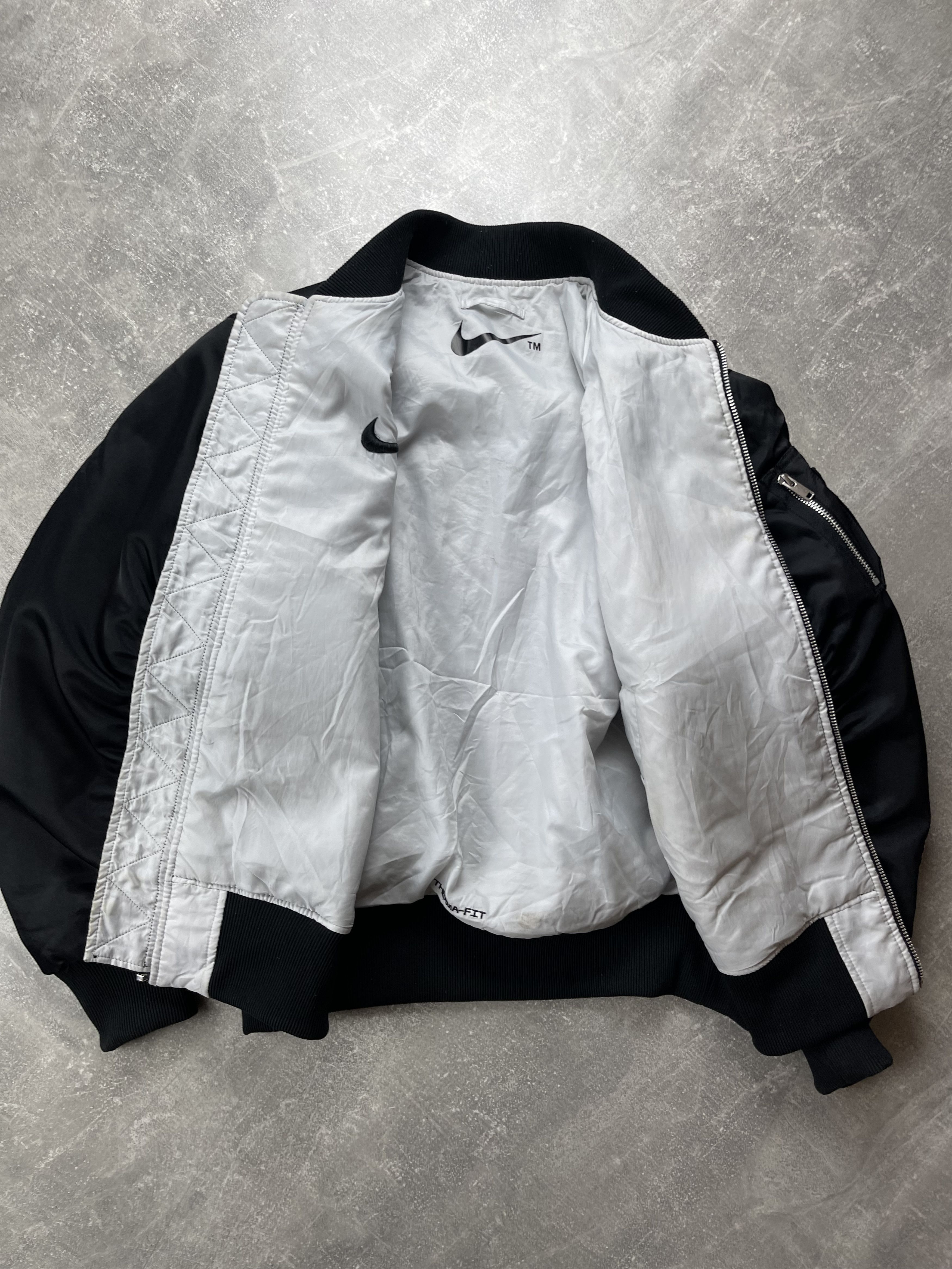 Nike Nike swoosh black nylon logo bomber jacket Size US M / EU 48-50 / 2 - 10 Thumbnail