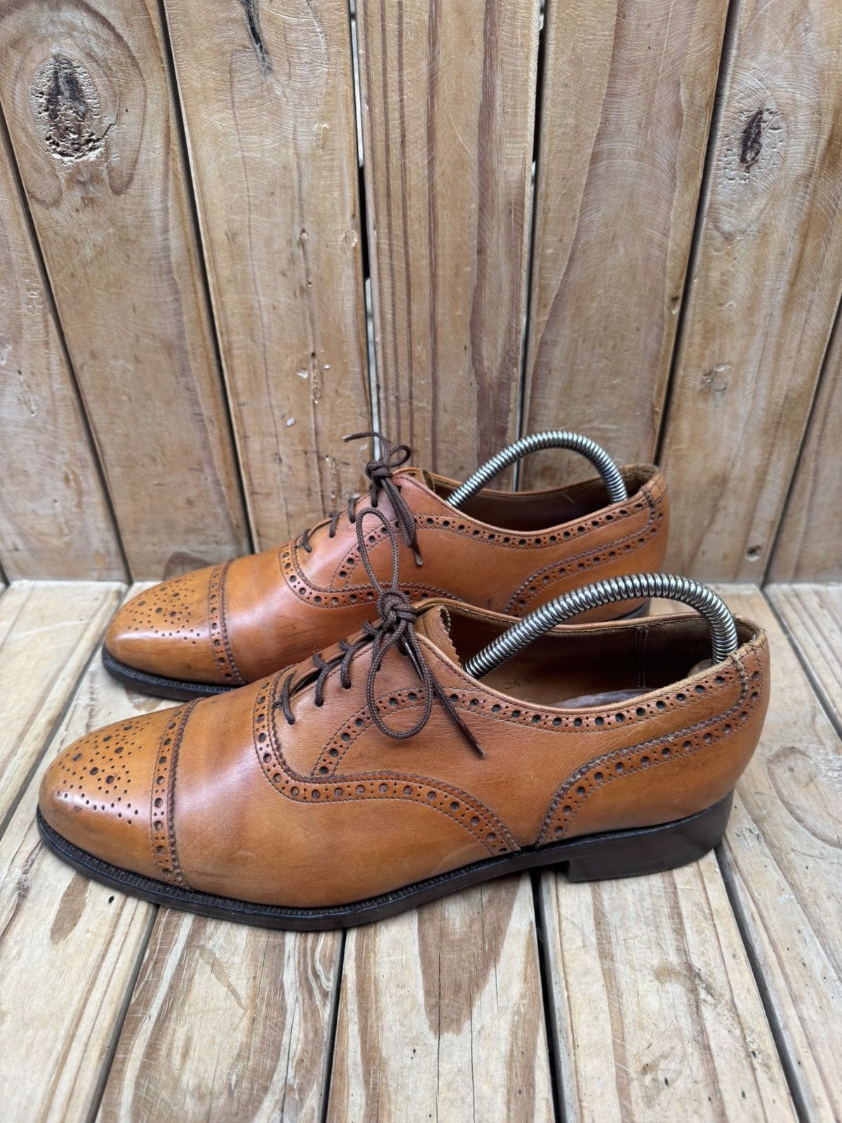 Crockett & Jones Crockett & Jones x Barneys Newyork Men’s dress shoes US 9.5D Size US 9.5 / EU 42-43 - 15 Thumbnail