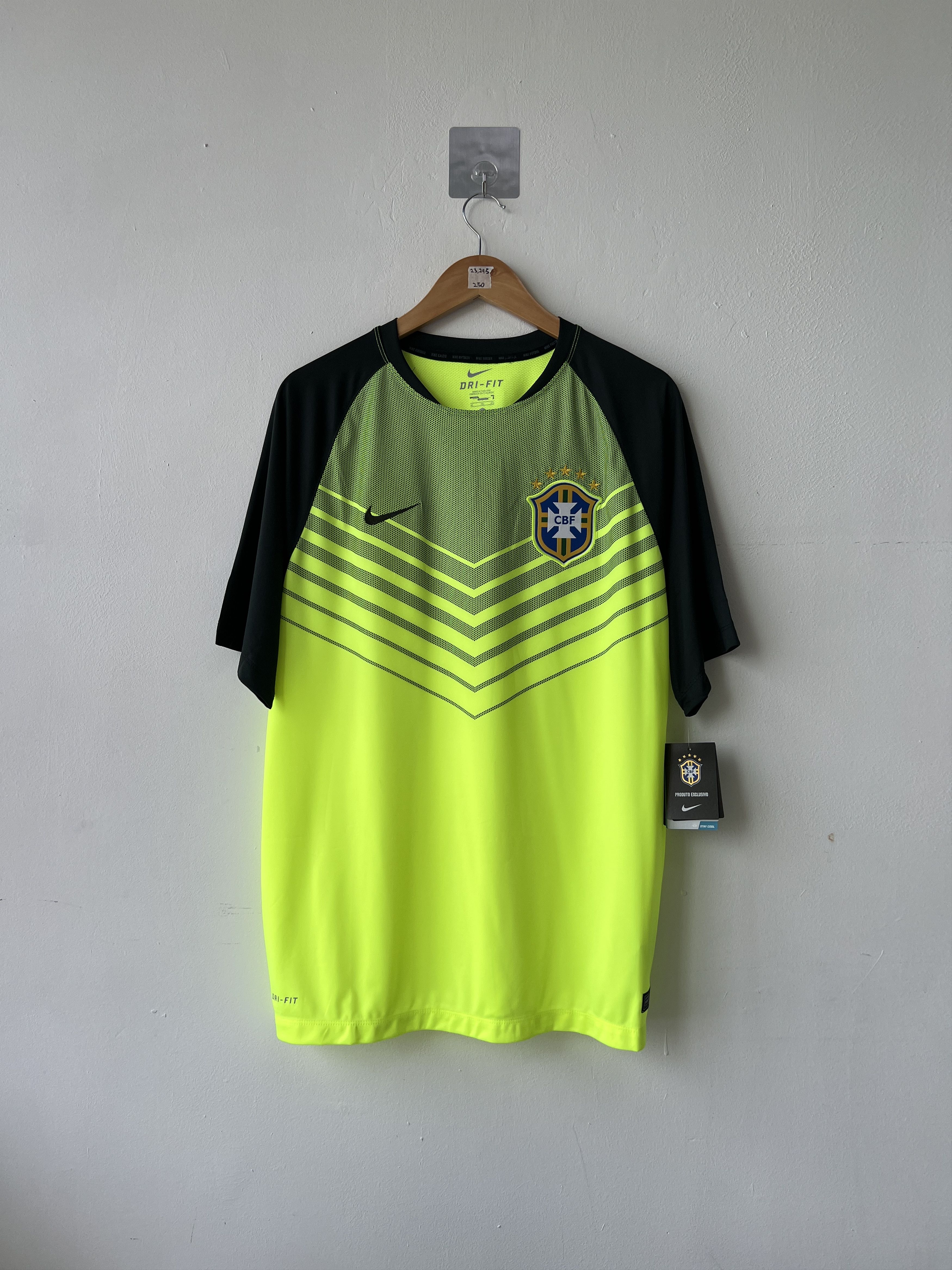 Nike (XL) Brazil 2014 Pre-Match Kit (NEW) Size US XL / EU 56 / 4 - 1 Thumbnail