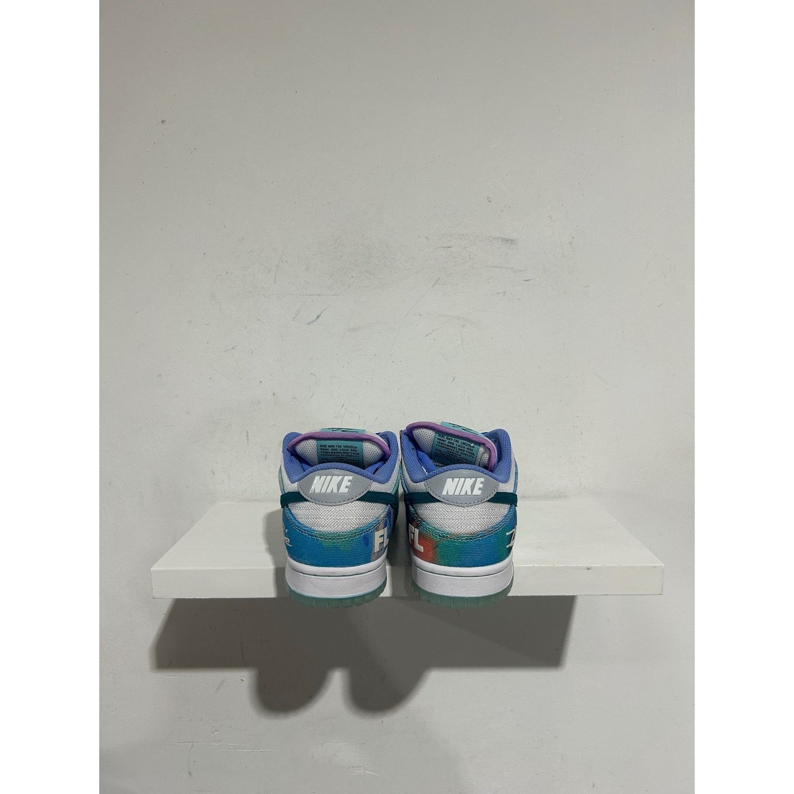 Nike NIKE SB DUNK LOW FUTURA LABORATORIES BLEACHED AQUA SZ 5 NEW Size US 5 / EU 37 - 4 Thumbnail