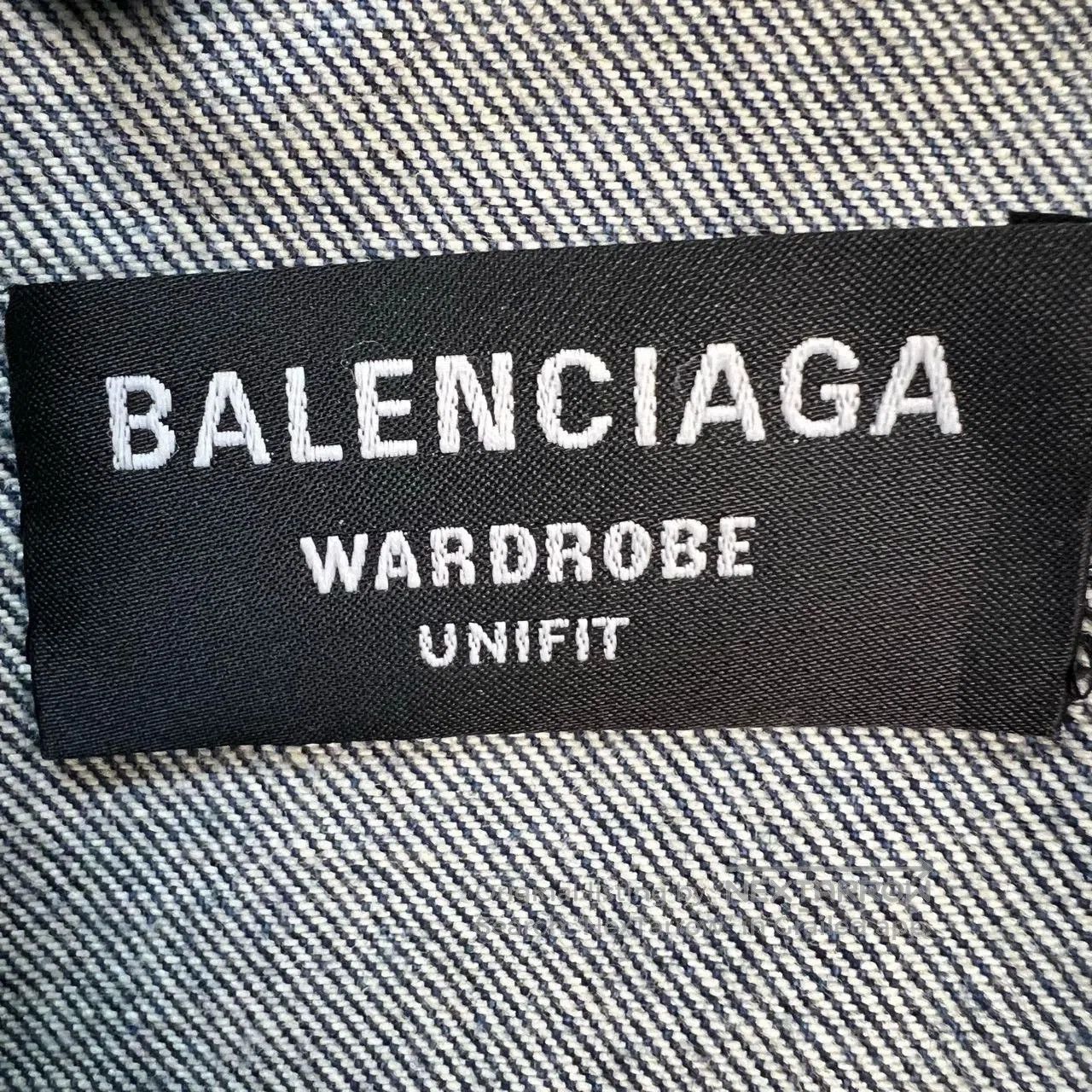 Balenciaga balenciaga graffiti print denim jacket size s. Size US M / EU 48-50 / 2 - 3 Thumbnail