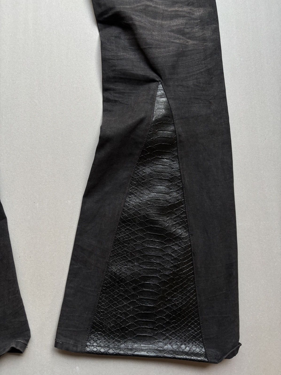 NO ID No Id lace up flare pants Size US 28 / EU 44 - 6 Thumbnail