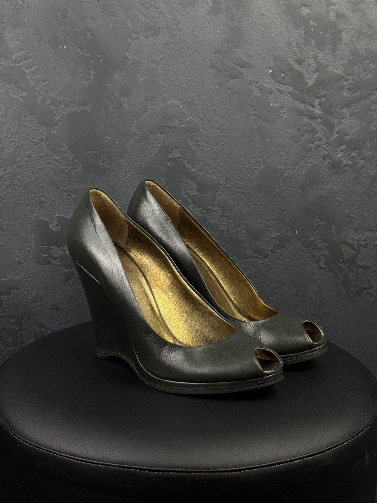 Miu Miu Miu Miu Women’s Leather Heels Dark Green Size 39 Size US 8.5 / IT 38.5 - 4 Thumbnail