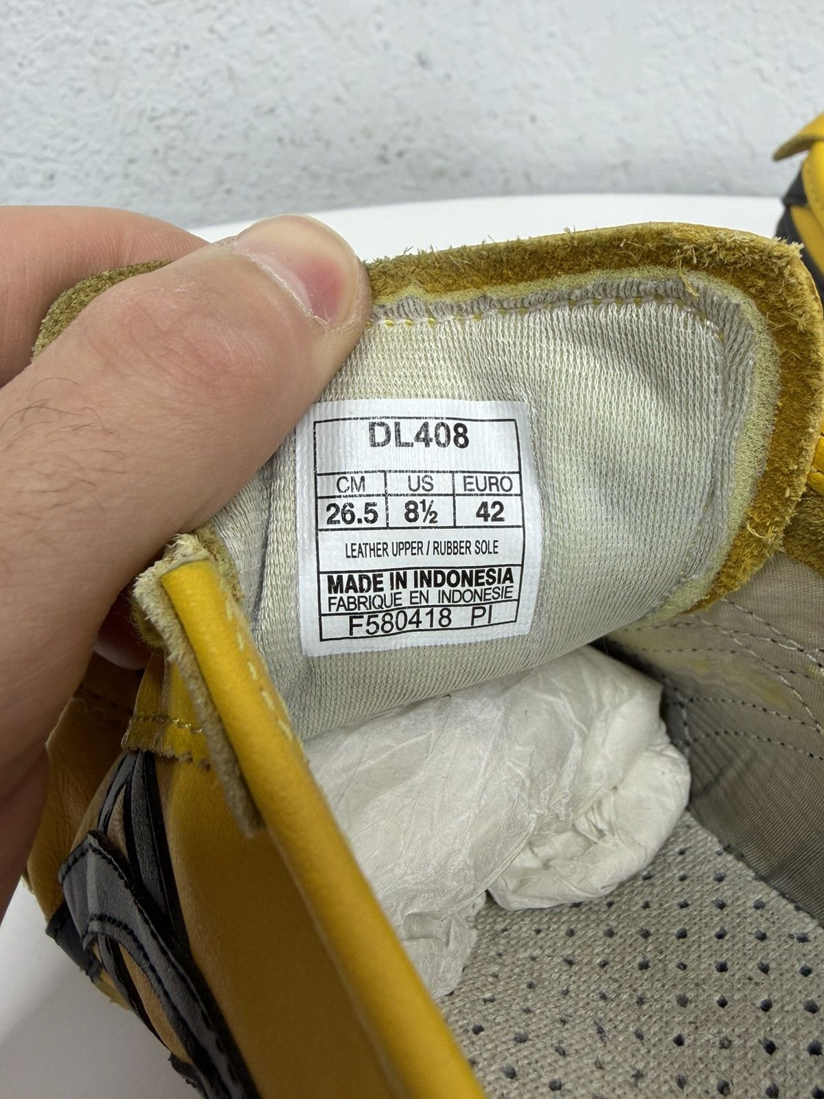 Asics Onitsuka Tiger Mexico 66 Yellow Black Leather Sneakers Y2K Size US 9 / EU 42 - 12 Thumbnail