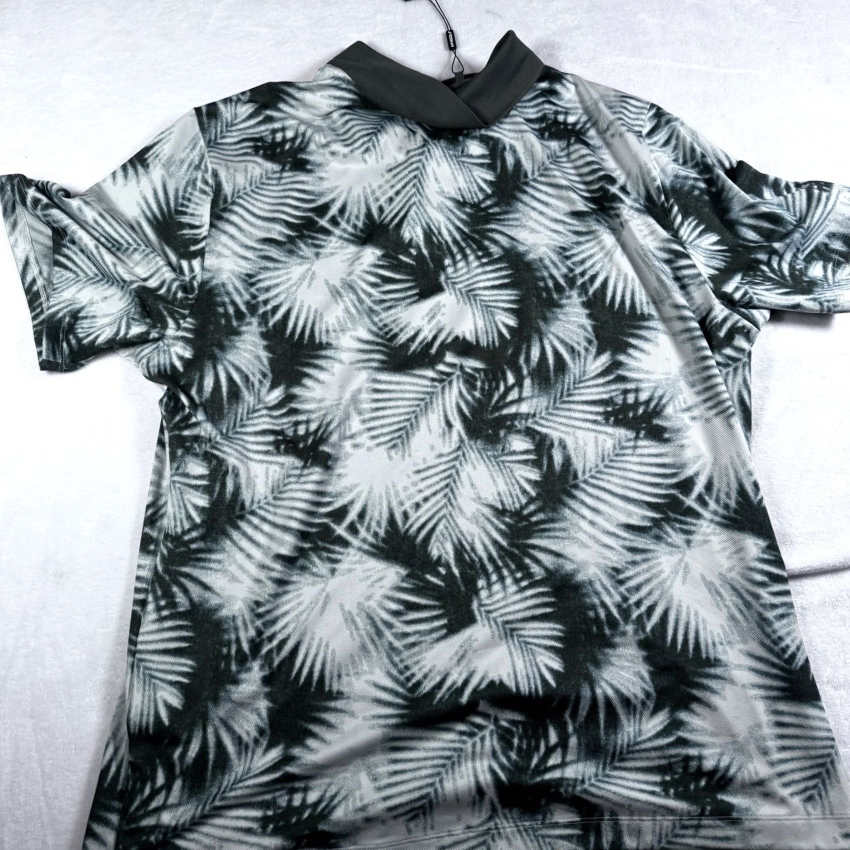 Under Armour Under Armour Matchplay Printed Polo Shirt Mens 2XL Palm Leaf Floral Green Short Sleeve Collared Moisture Wicking Athletic Golf Shirt Size US XXL / EU 58 / 5 - 7 Thumbnail