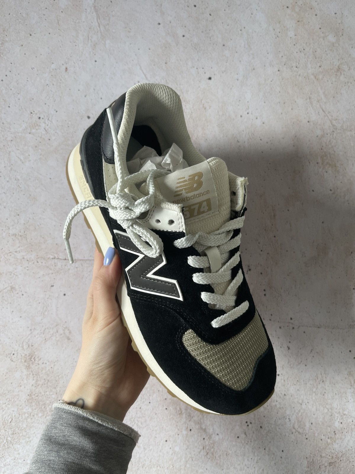 New Balance New Balance 574 Black Olive Gum Size US 7 / EU 40 - 2 Thumbnail