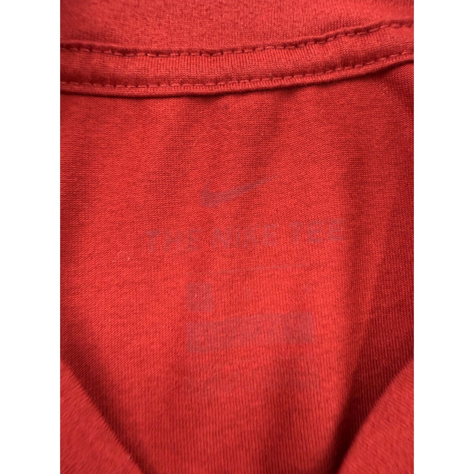 Nike Nike Shirt Mens Large Red Lightweight Athletic Training Tee Top 718833-687 Size US L / EU 52-54 / 3 - 3 Thumbnail