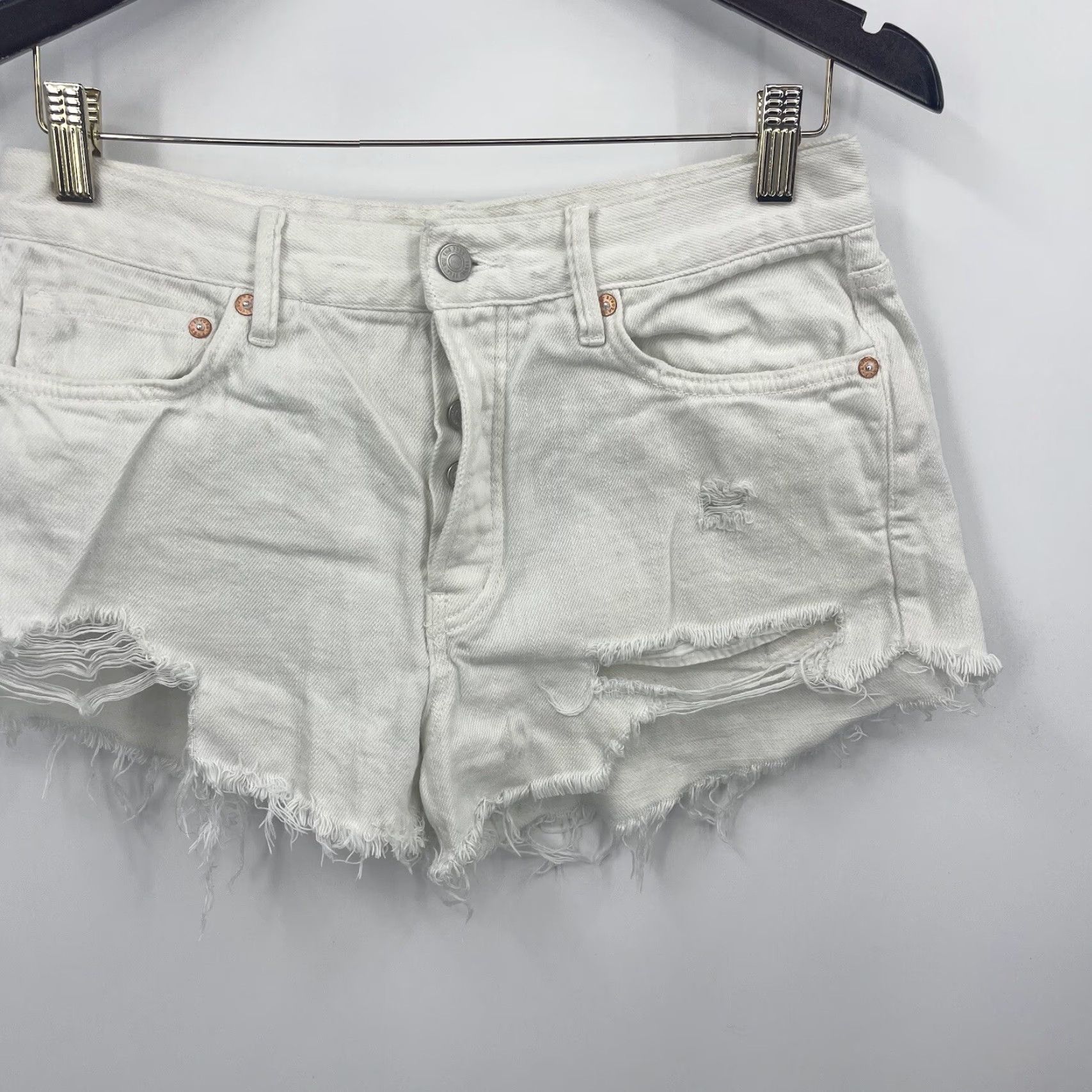 Vintage We The Free Denim Shorts Womens 27 White Cut Offs Raw Hem Button Fly Boho y2k Vintage/Not Vintage Size 27" / US 4 / IT 40 - 4 Thumbnail