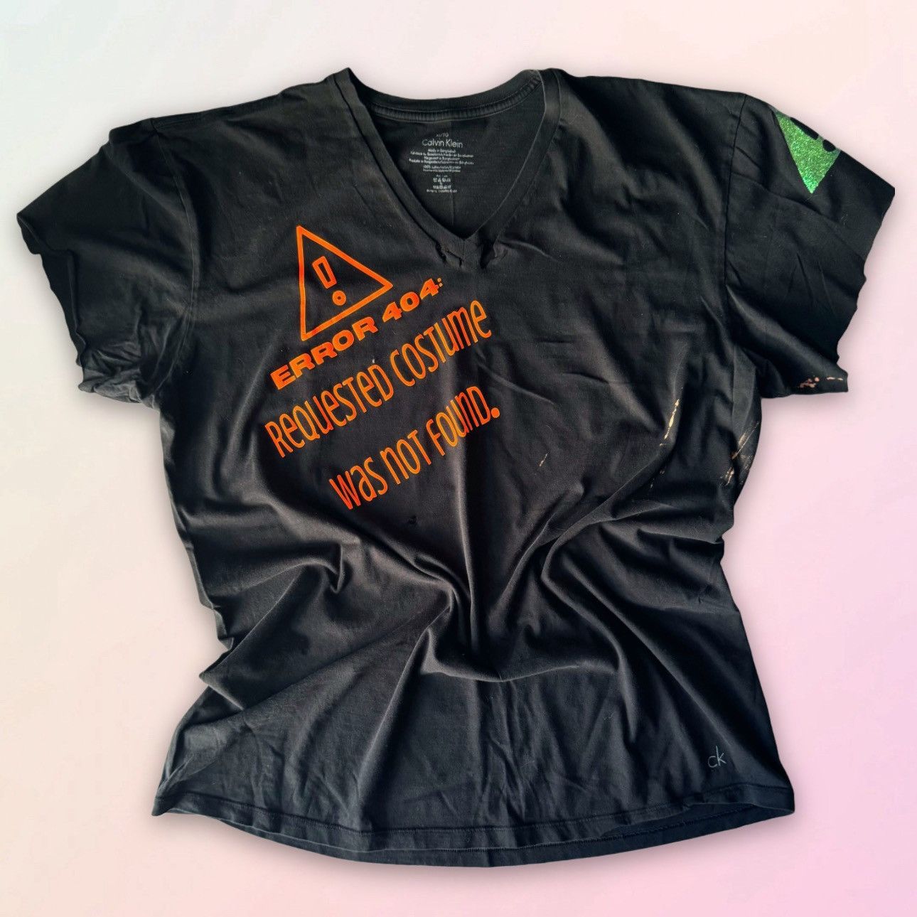 Calvin Klein ERROR, Costume Not Found, Neon, Distressed, Halloween Tee Size US XL / EU 56 / 4 - 1 Thumbnail