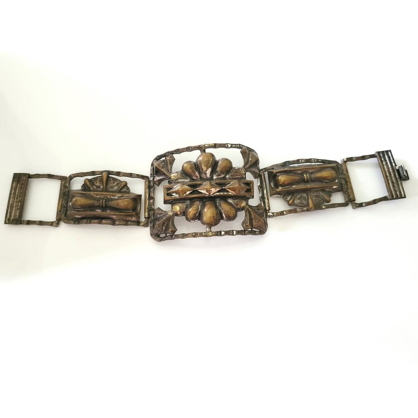 Other Beautiful Vintage Brass Metal Floral Bracelet Size ONE SIZE - 4 Thumbnail