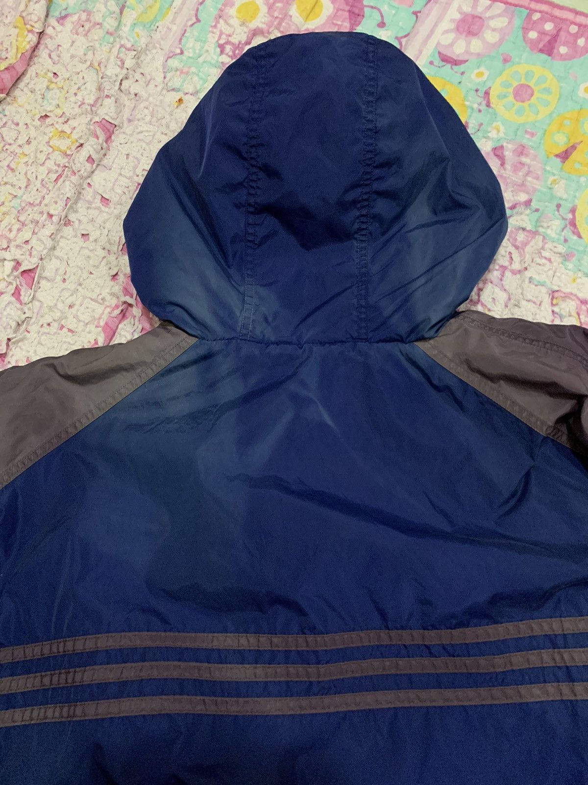 Adidas Vintage Adidas Reversible Hooded Jacket Size US L / EU 52-54 / 3 - 15 Thumbnail
