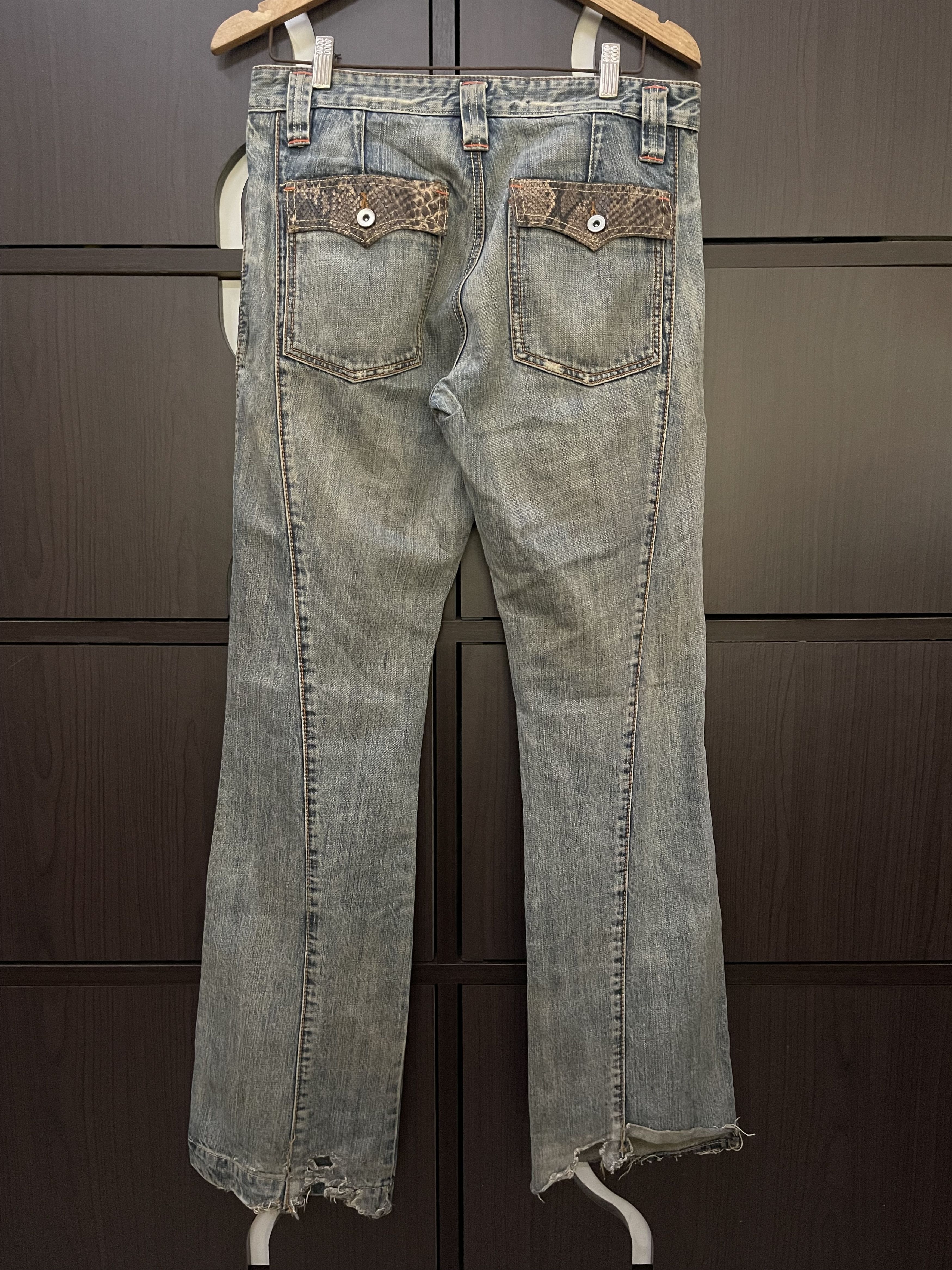 Hysteric Glamour × If Six Was Nine × Le Grande Bleu (L.G.B.) Takaiq.com Phyton Snake Skin Distressed Flared Jeans Size US 32 / EU 48 - 2 Thumbnail