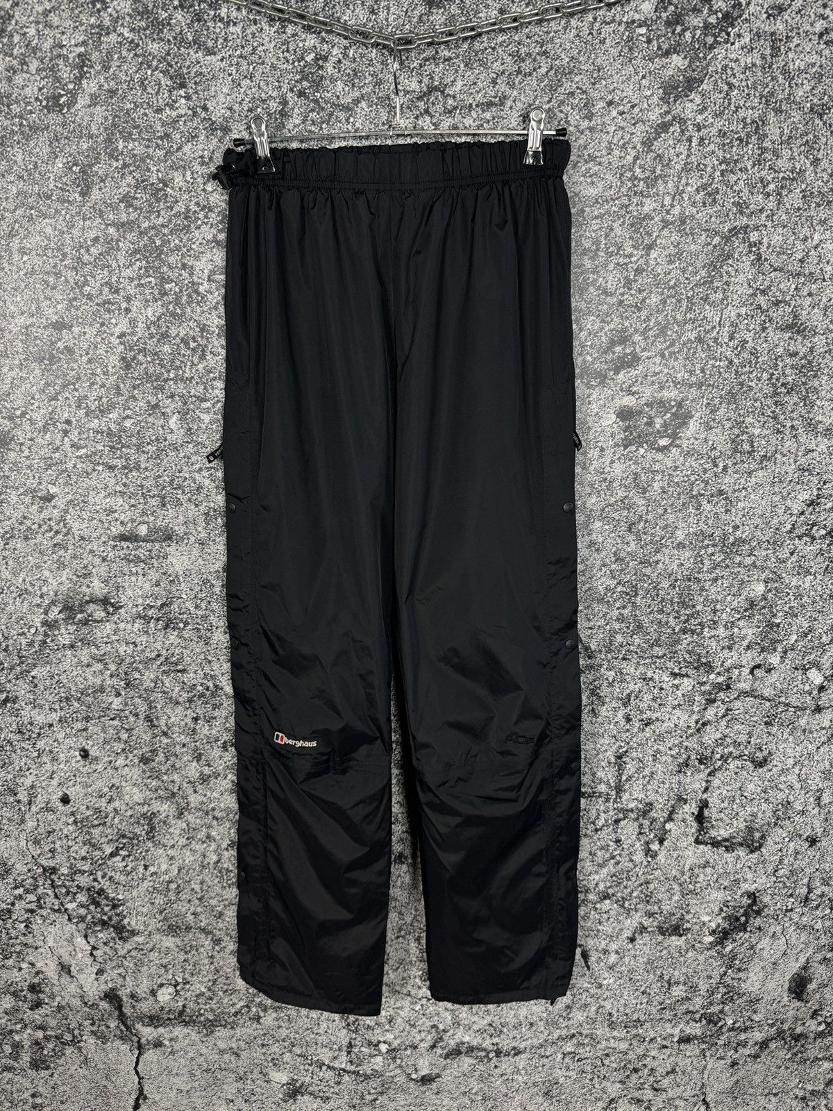 Berghaus Berghaus AQ2 Waterproof Overtrousers Pants Side Snap Size S Size US 32 / EU 48 - 1 Thumbnail