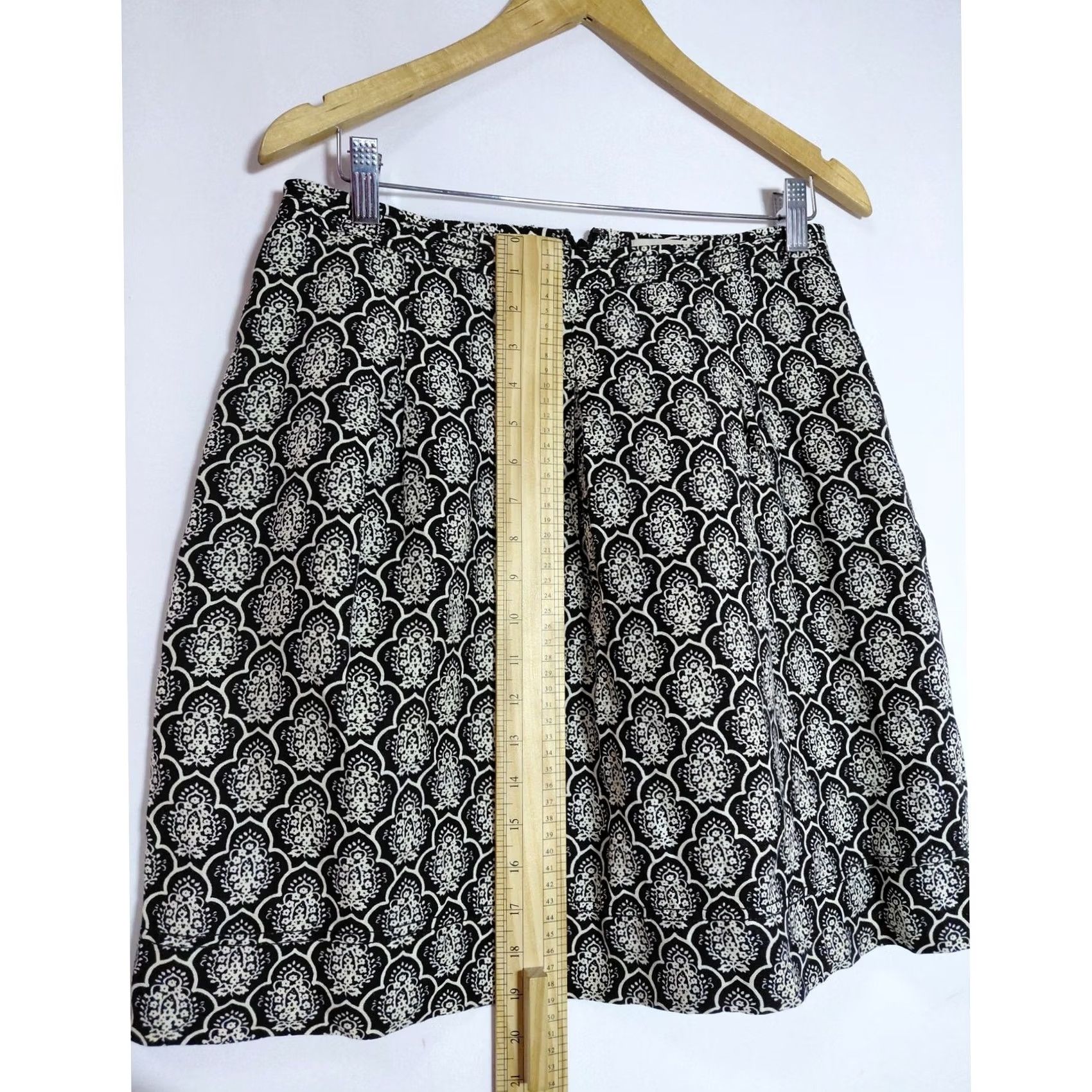 Loft LOFT Skirt Womens Size 6 Black White Linen Blend Geometric Lightweight Size 28" / US 6 / IT 42 - 6 Thumbnail