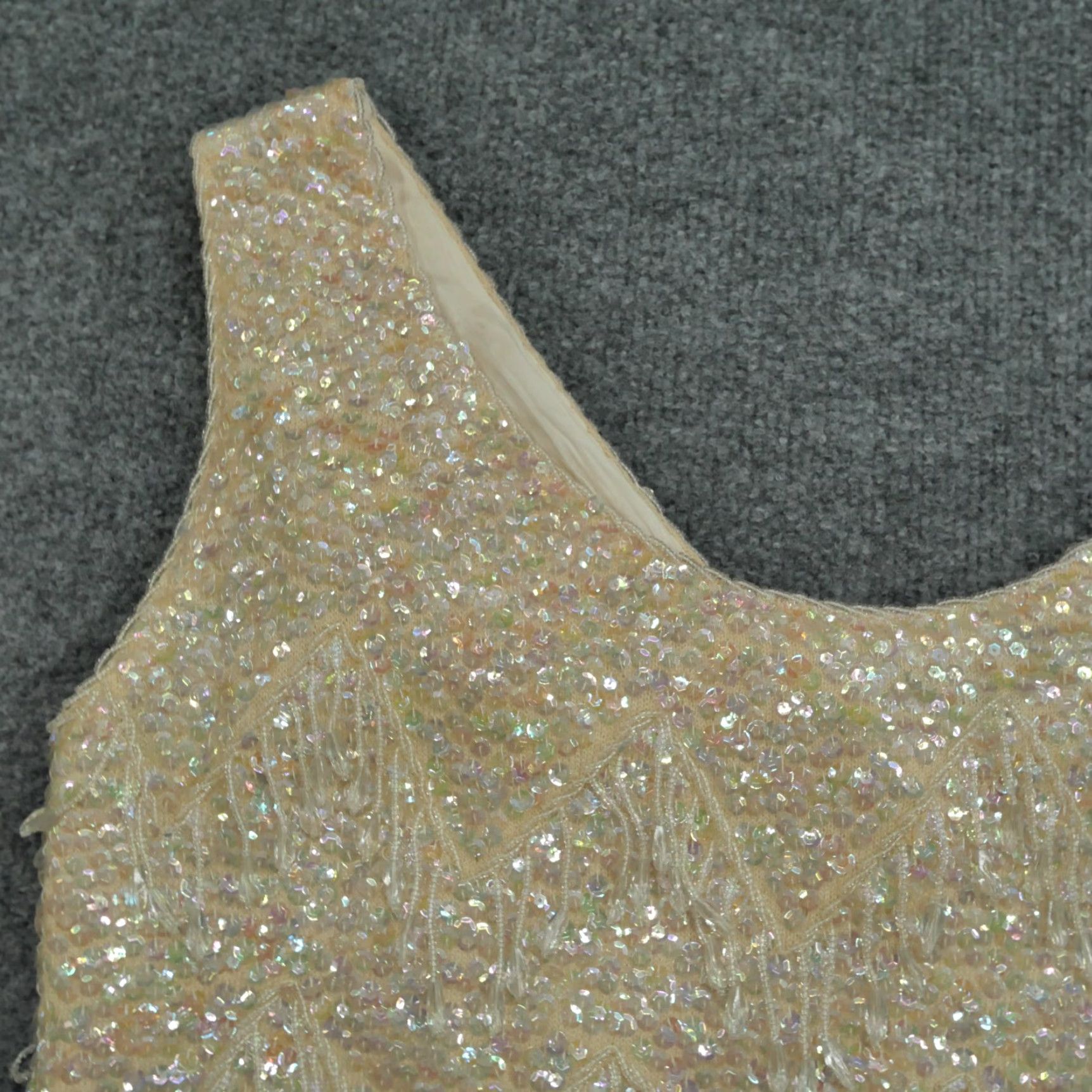 Vintage VINTAGE Beaded Top Womens L Tan Beige Wool Sleeveless Cocktail 60s 70s Beaded Top Womens L Tan Beige Wool Sleeveless Cocktail 60s 70s Size L / US 10 / IT 46 - 4 Thumbnail