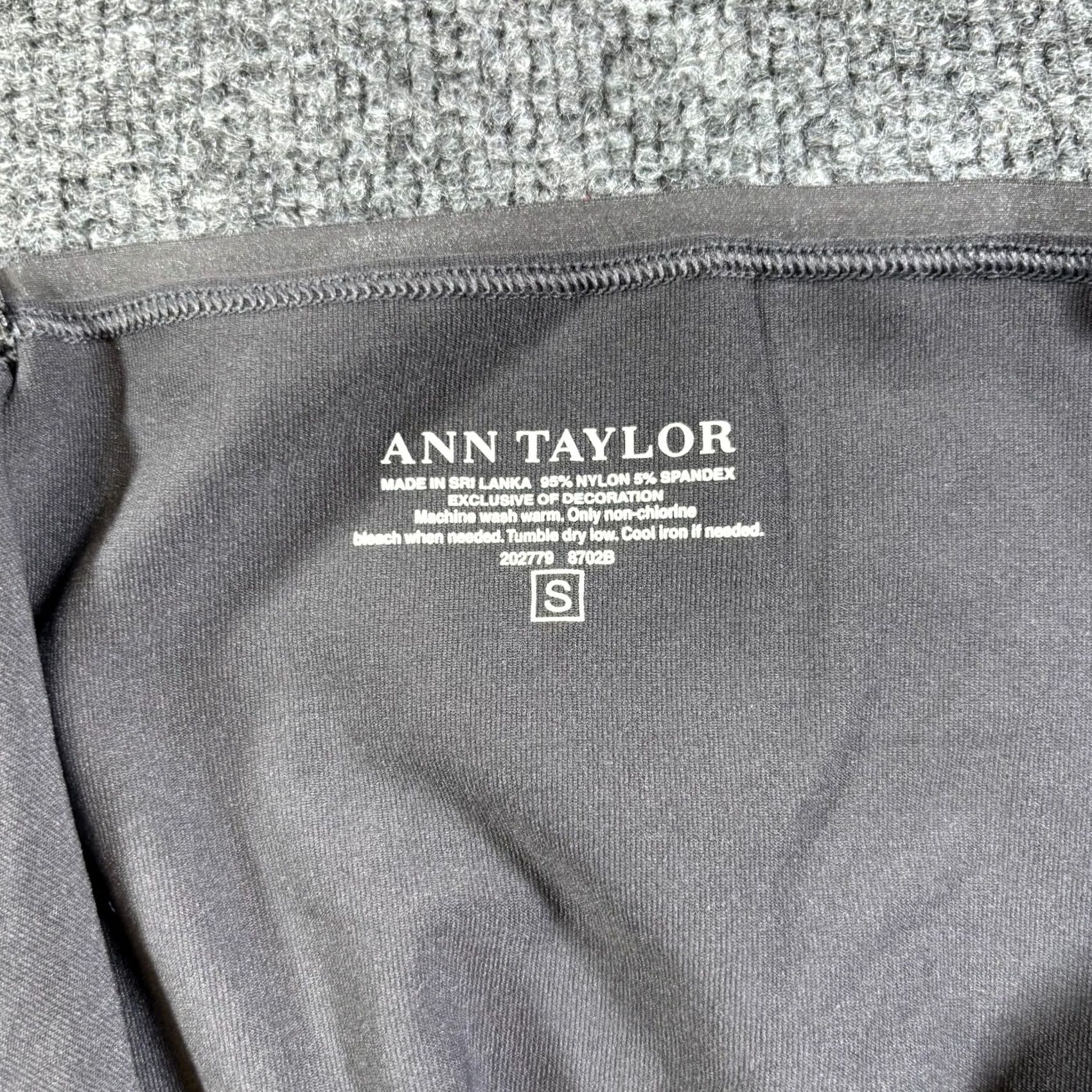 Ann Taylor Ann Taylor Tank Womens Small Gray Stretch Spaghetti Strap Scoop Neck Cami NWT Size S / US 4 / IT 40 - 7 Thumbnail