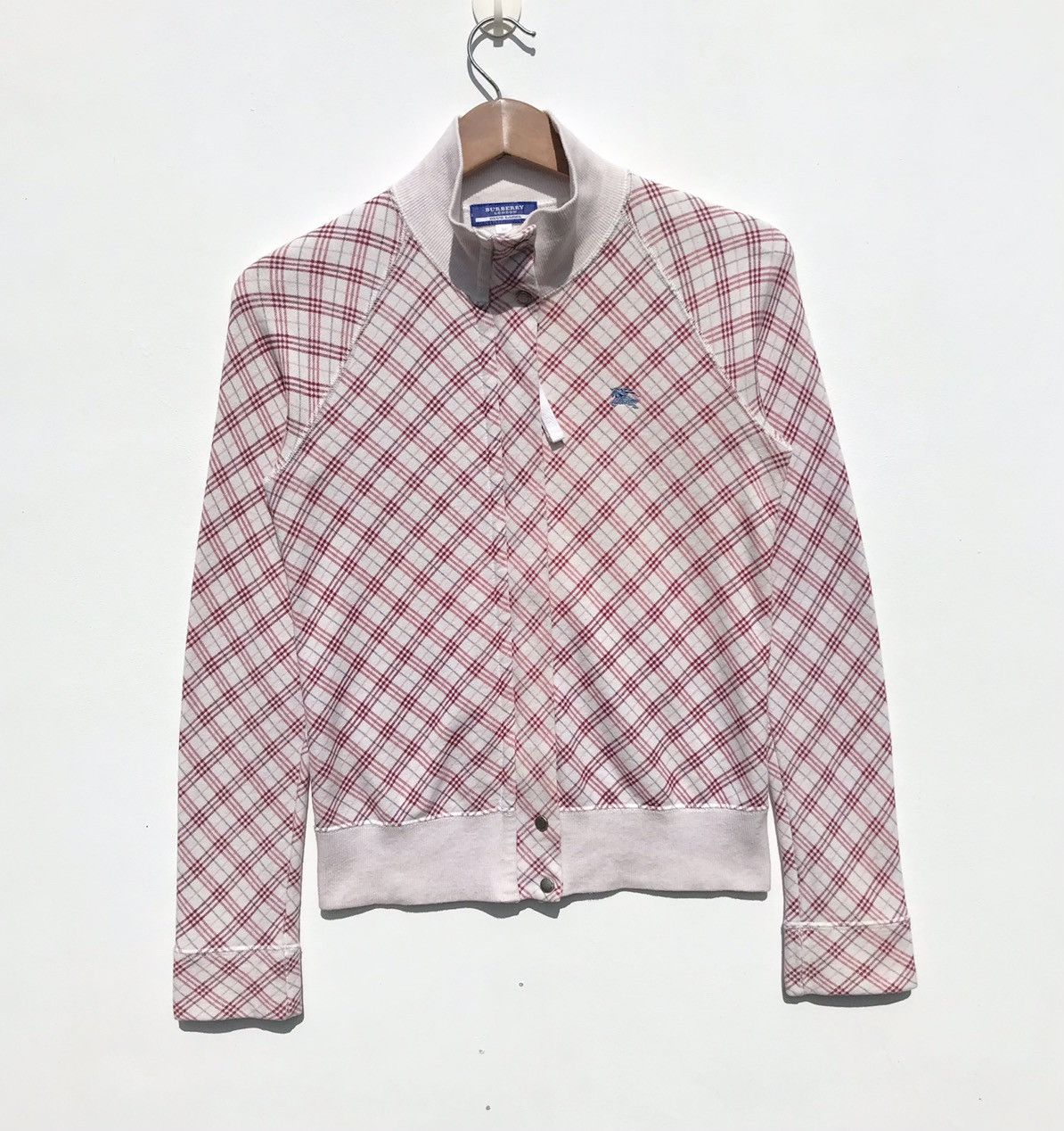 BURBERRY BLUE LABEL ノバチェック 袖刺繍ロゴ ダブルジップ BURBERRY BLUE LABEL ノバチェック 袖刺繍ロゴ ダブルジップ - メルカリ