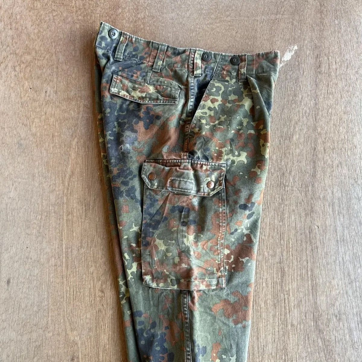 GmbH 90’s Vintage H.WINNEN GMBH German Military Camo Ankle Pants Size US 29 - 14 Thumbnail