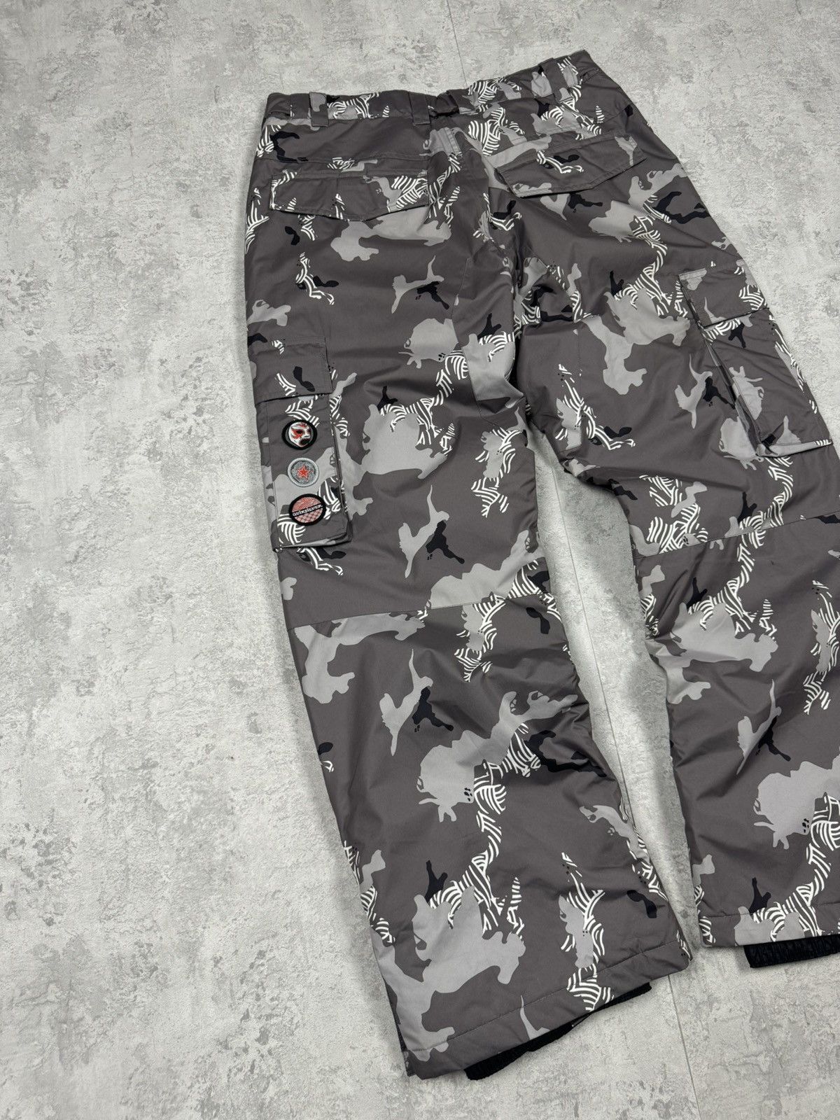 Quicksilver Quiksilver Utility Sherpa Printed Camo Ski Pants Size XL Size US 36 / EU 52 - 11 Thumbnail