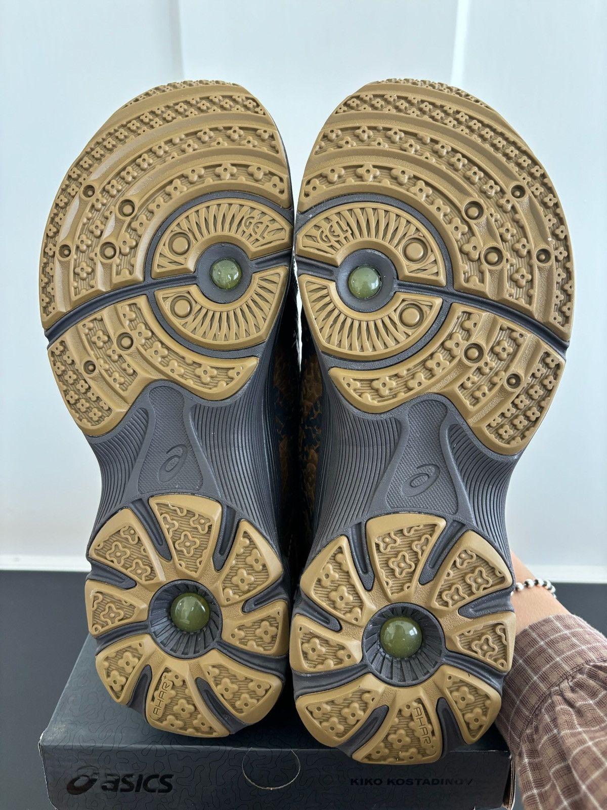 Asics × Kiko Kostadinov Asics x Kiko Kostadinov Gel-Kiril 3 - Bronze Brown Size US 10.5 / EU 43-44 - 6 Thumbnail