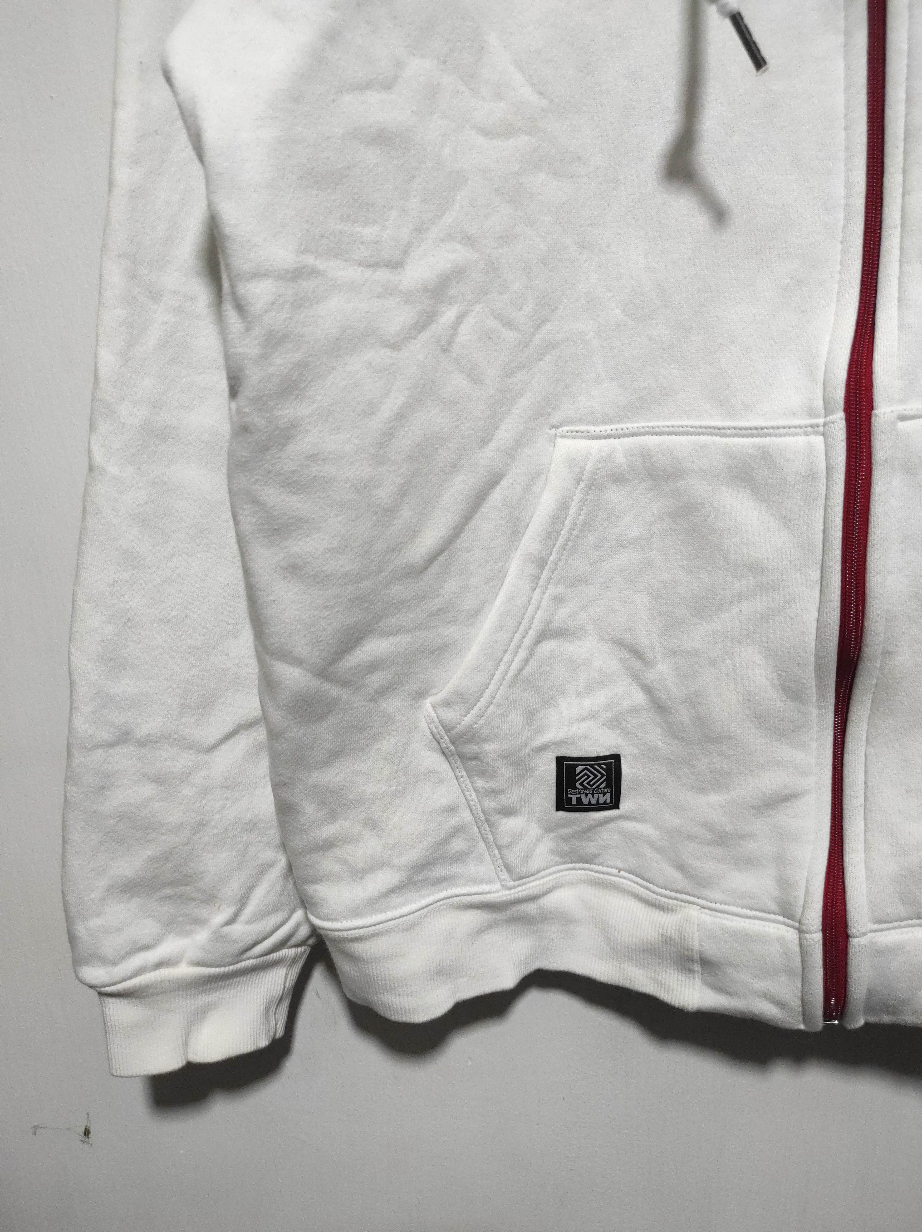 Japanese Brand TEN White zip fur hoodie ifsix LGB style Size US L / EU 52-54 / 3 - 4 Thumbnail