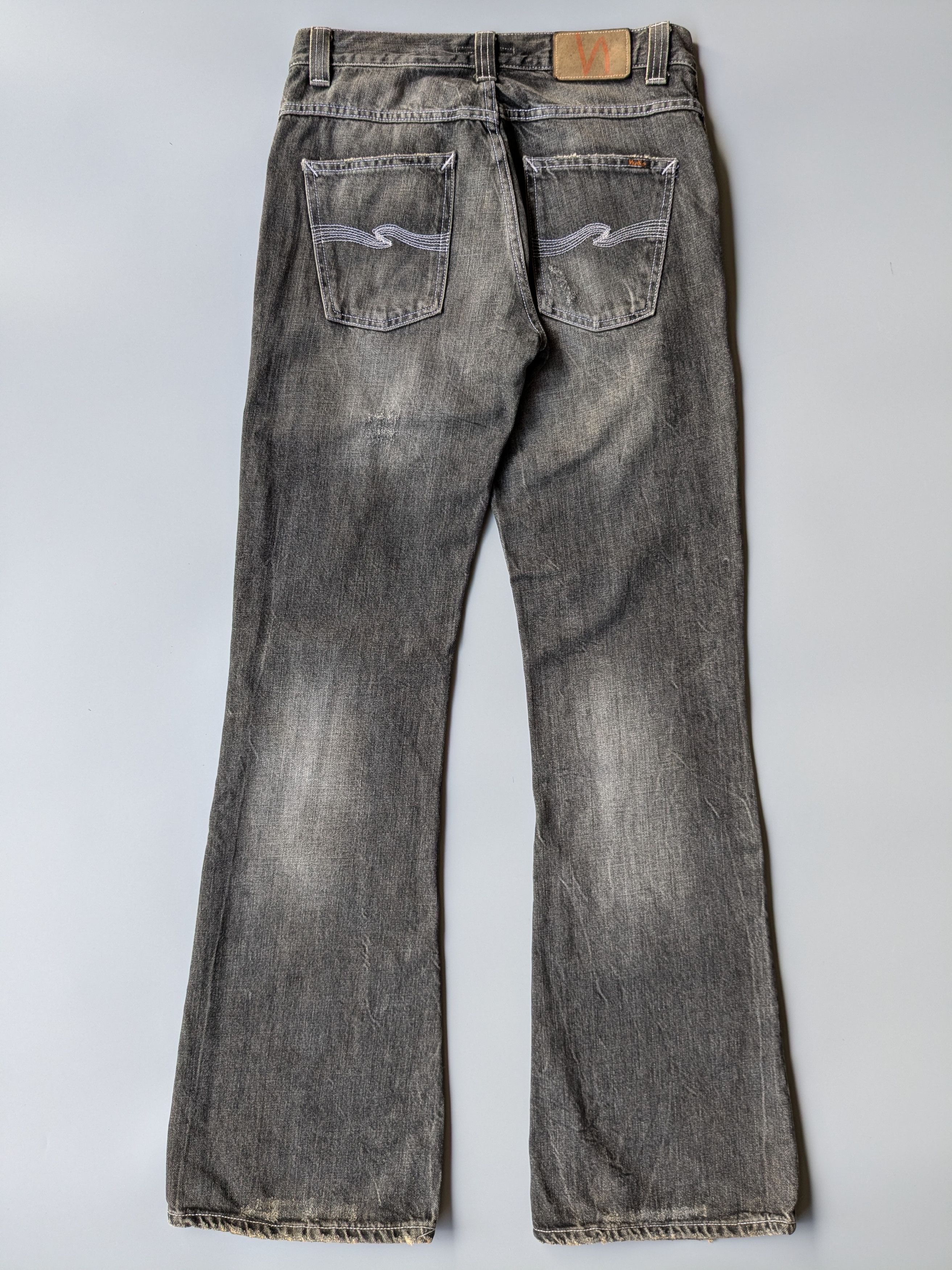 Nudie Jeans Nudie Jeans Deep Black Destroyer Low Flare Gleen jeans Size US 30 / EU 46 - 3 Thumbnail