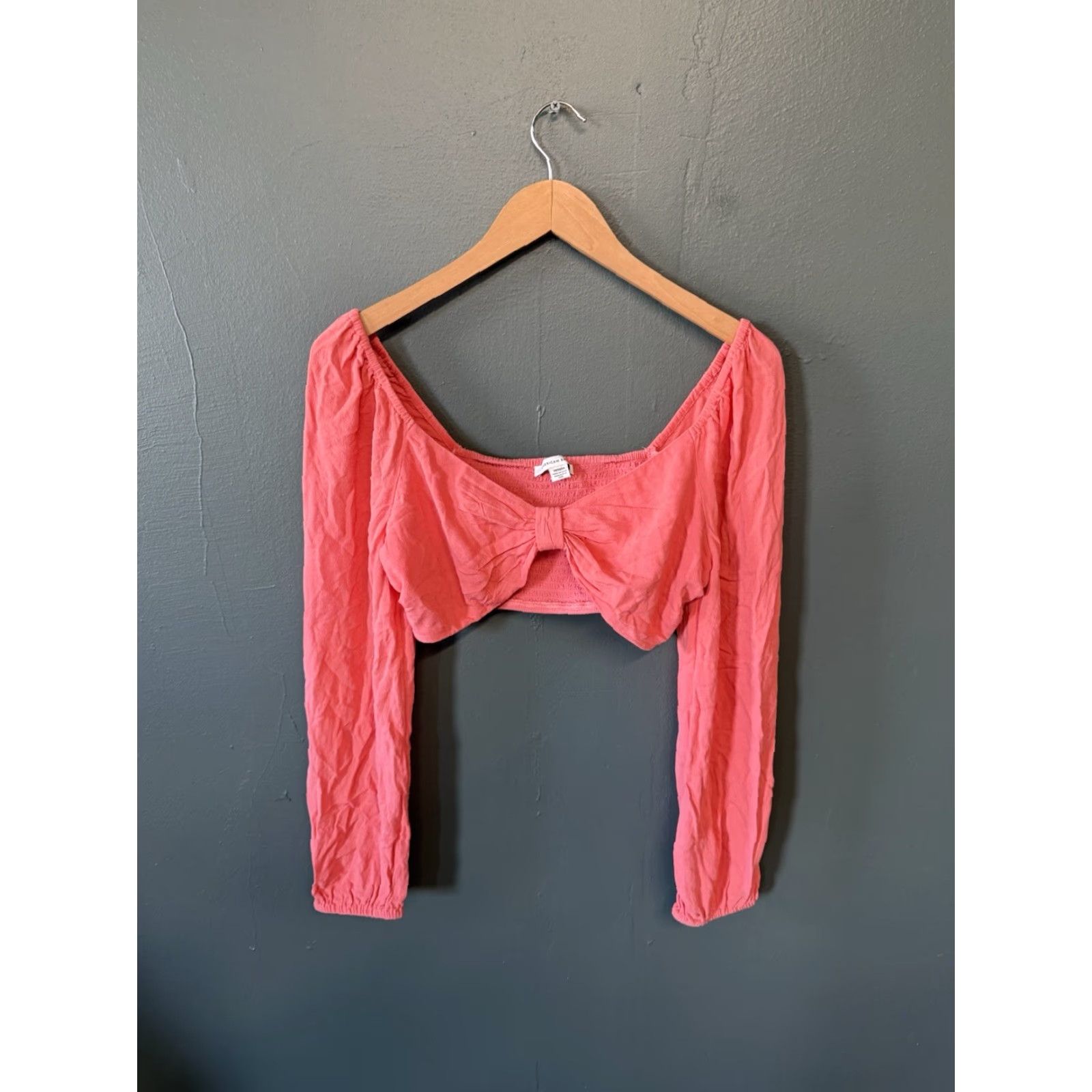American Eagle Outfitters American Eagle Womens Pink Cropped Long Sleeve Shirt Size Medium Size M / US 6-8 / IT 42-44 - 2 Thumbnail