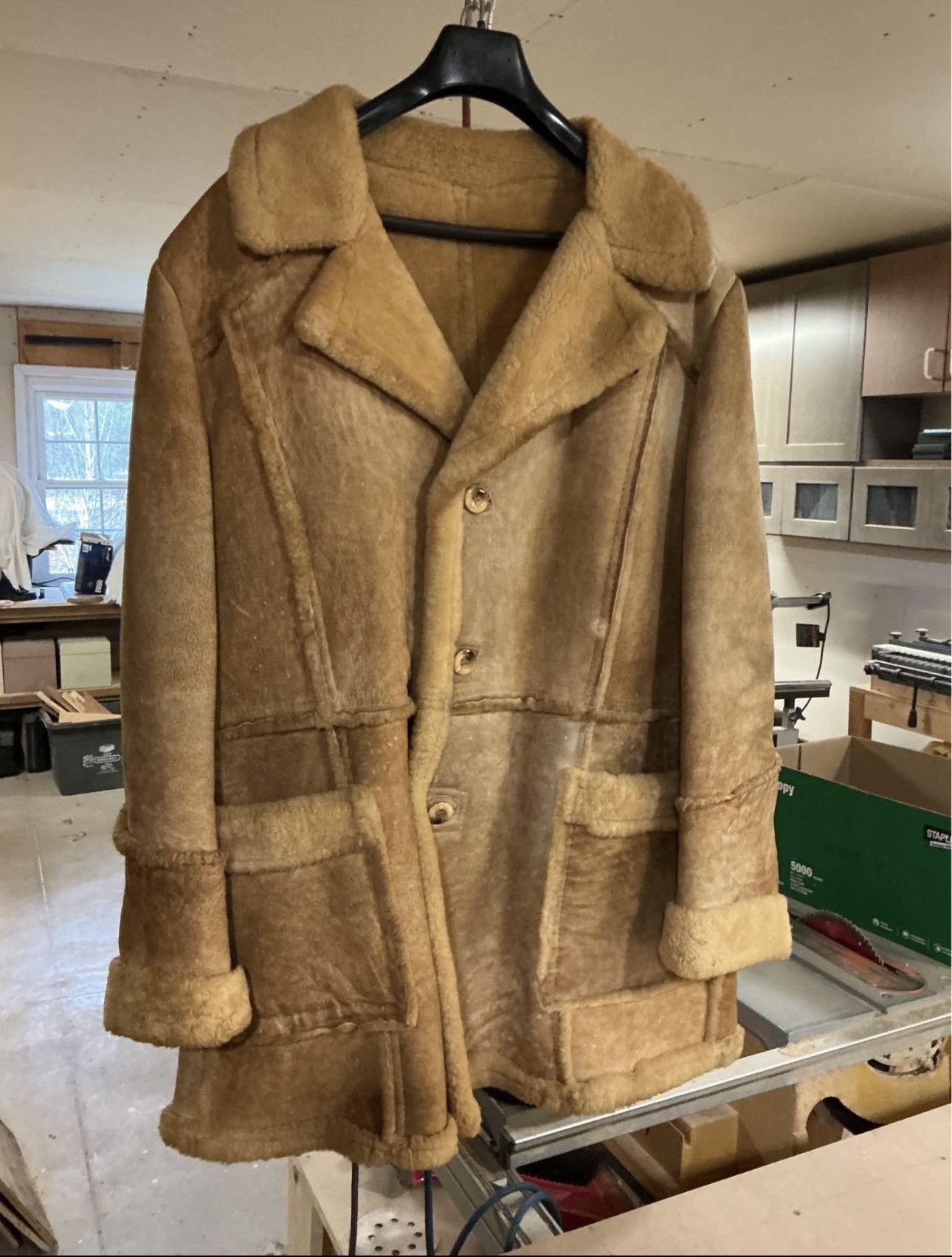 Vintage Vintage Marlboro Man Sheepskin Shearling Leather Jacket Size US XL / EU 56 / 4 - 1 Thumbnail