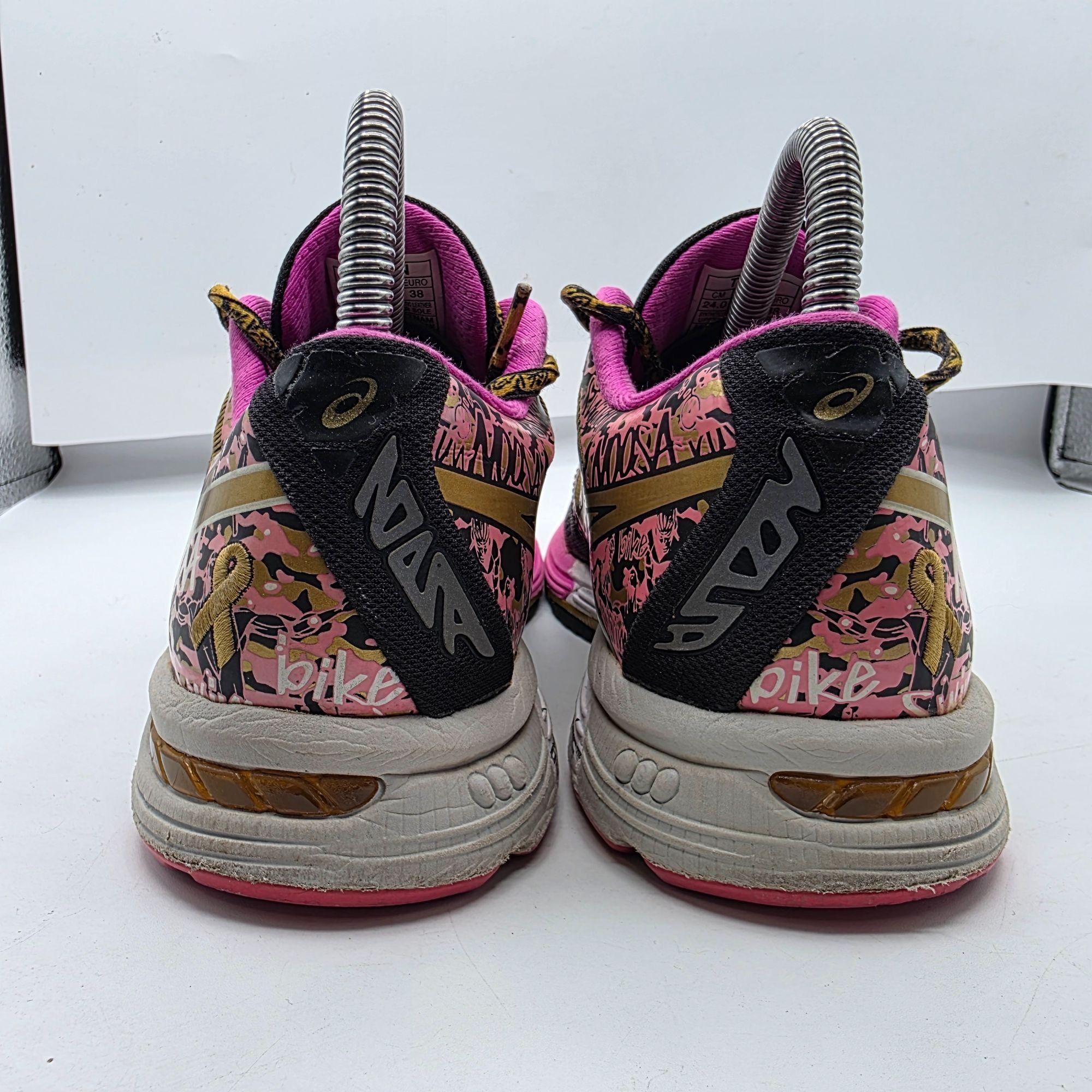 Asics Asics Gel Noosa Tri 10 Womens Size 7 Black Neon Pink Triathl Size US 7 / IT 37 - 5 Thumbnail