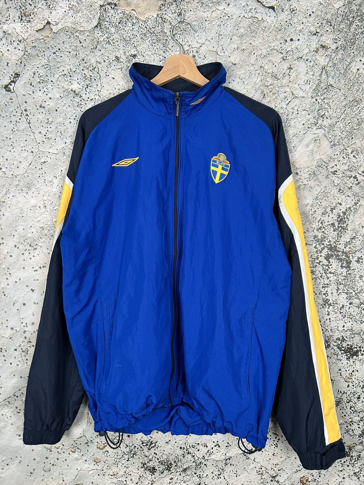 Vintage Umbro Sweden Soccer Light Jacket Nylon Football