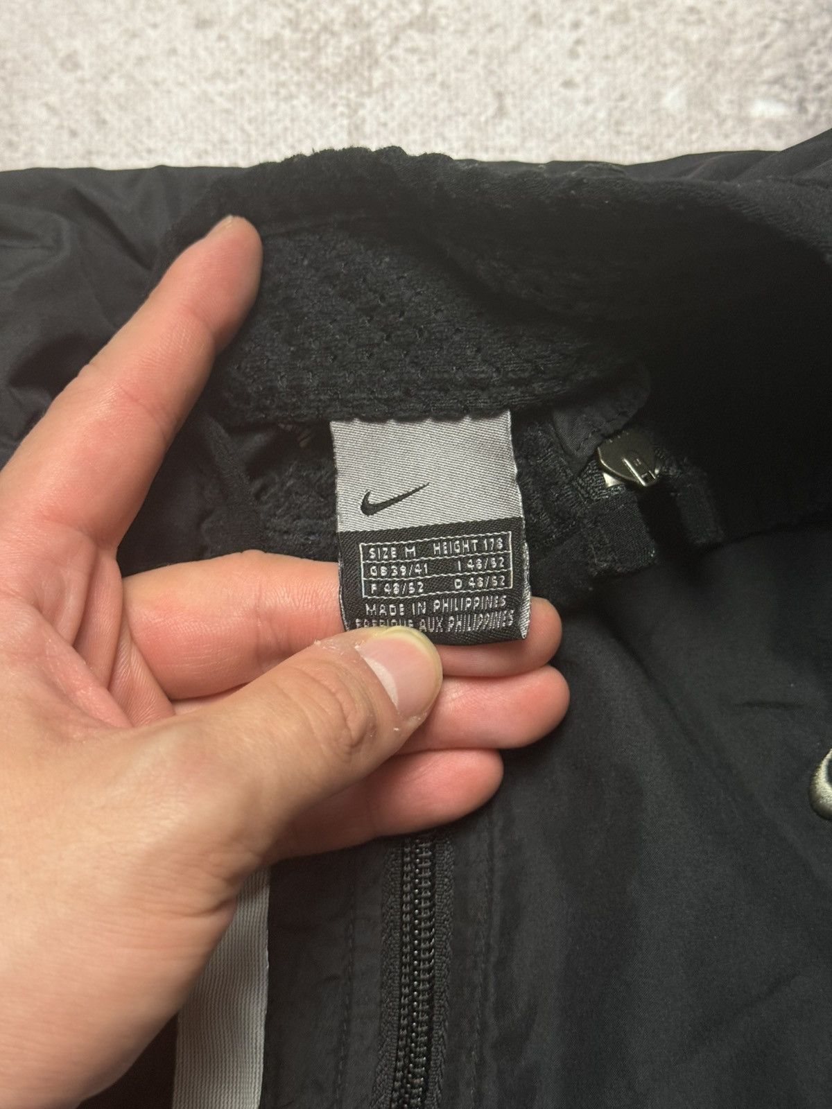 Nike Vintage Nike Nylon Jacket Windbreaker 90s y2k Size US M / EU 48-50 / 2 - 4 Thumbnail