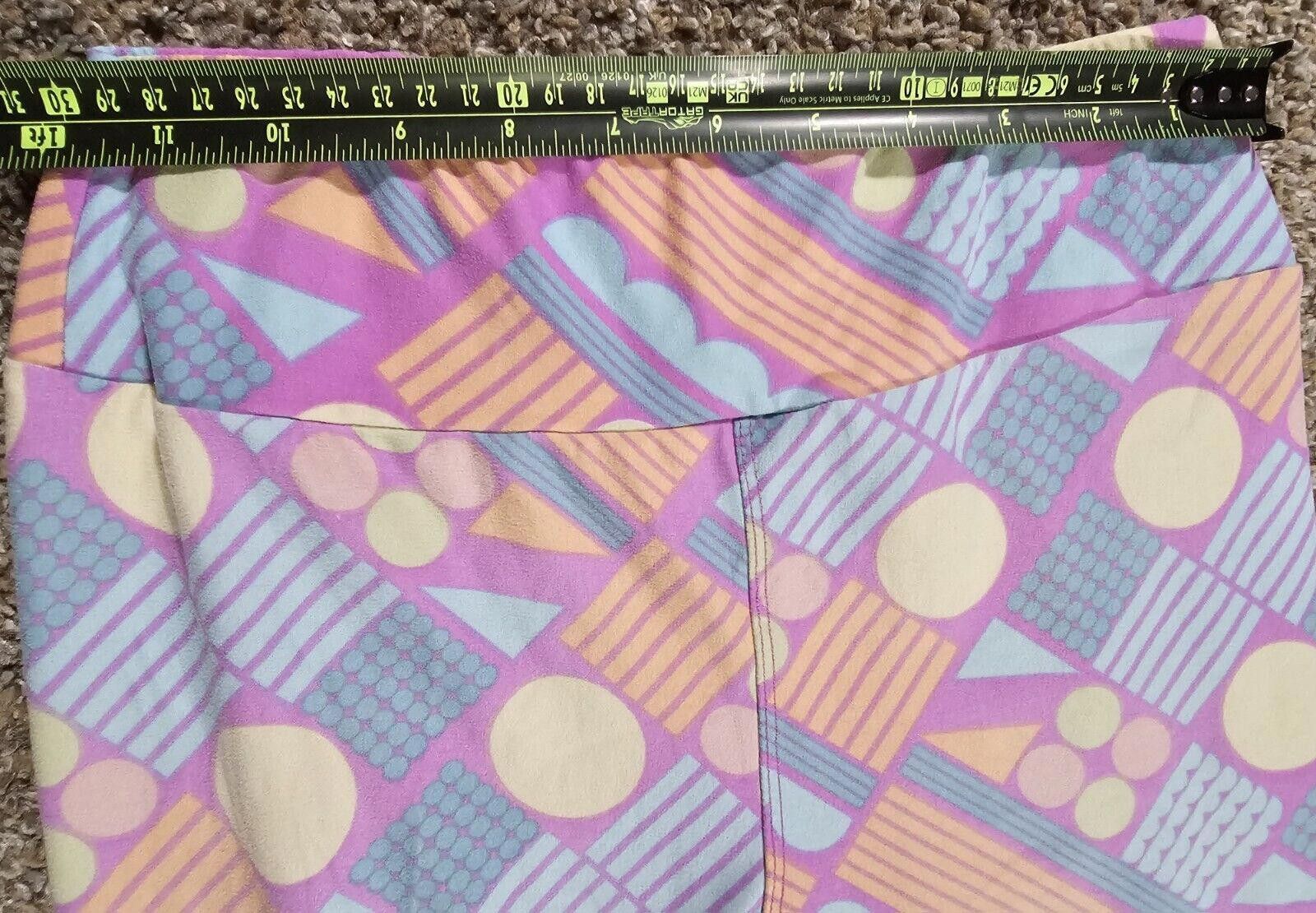 Designer lularoe onesize stretch leggings Size 30" / US 8 / IT 44 - 2 Thumbnail