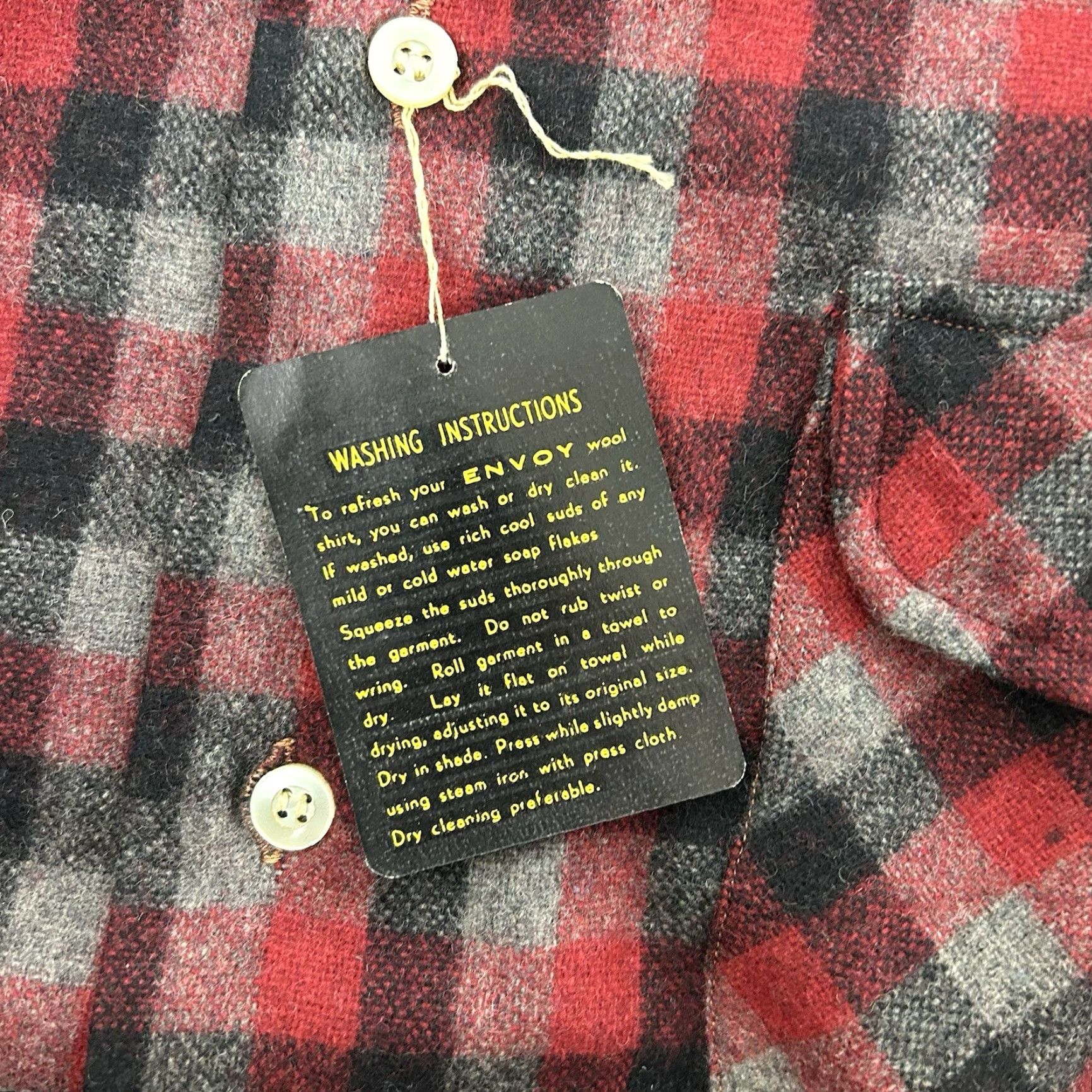 Vintage VINTAGE Envoy Mens Large Shirt Long Sleeve Plaid Check Thick Flannel Wool Button-Up Pocket" Size US L / EU 52-54 / 3 - 6 Thumbnail