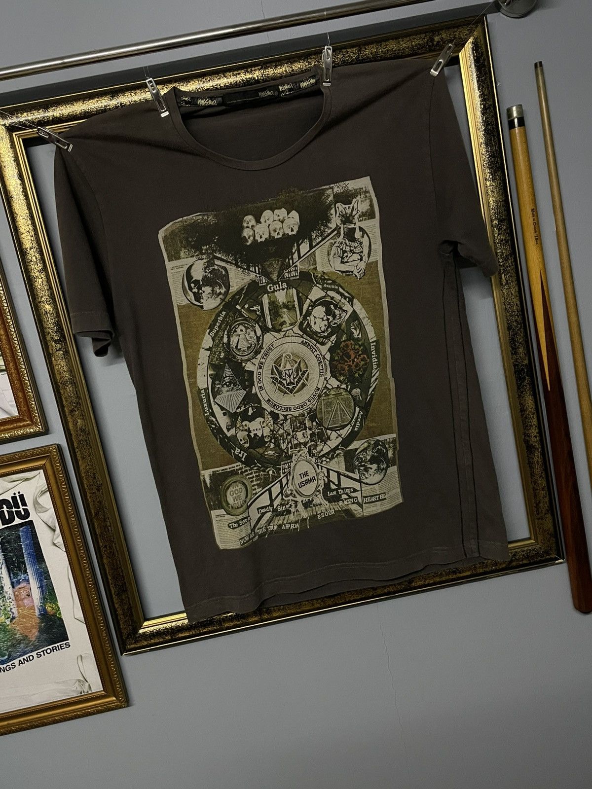 Designer × Japanese Brand × Vintage Vintage Japan Designer Mossimo Deadly Sins Conspiracy Tee Size US M / EU 48-50 / 2 - 2 Thumbnail