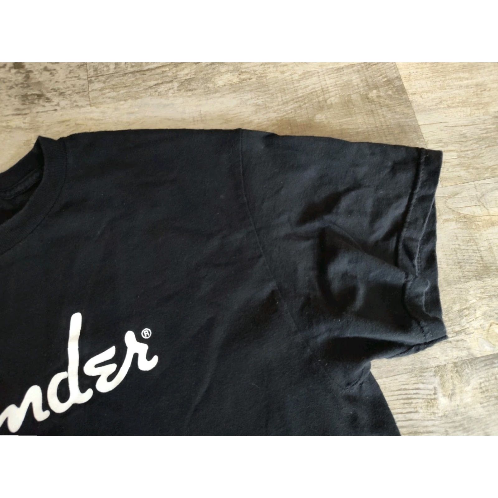 Fender VINTAGE Fender Band T-Shirt Mens M Black Logo Graphic Print 2000s Rock Music Size US M / EU 48-50 / 2 - 4 Thumbnail