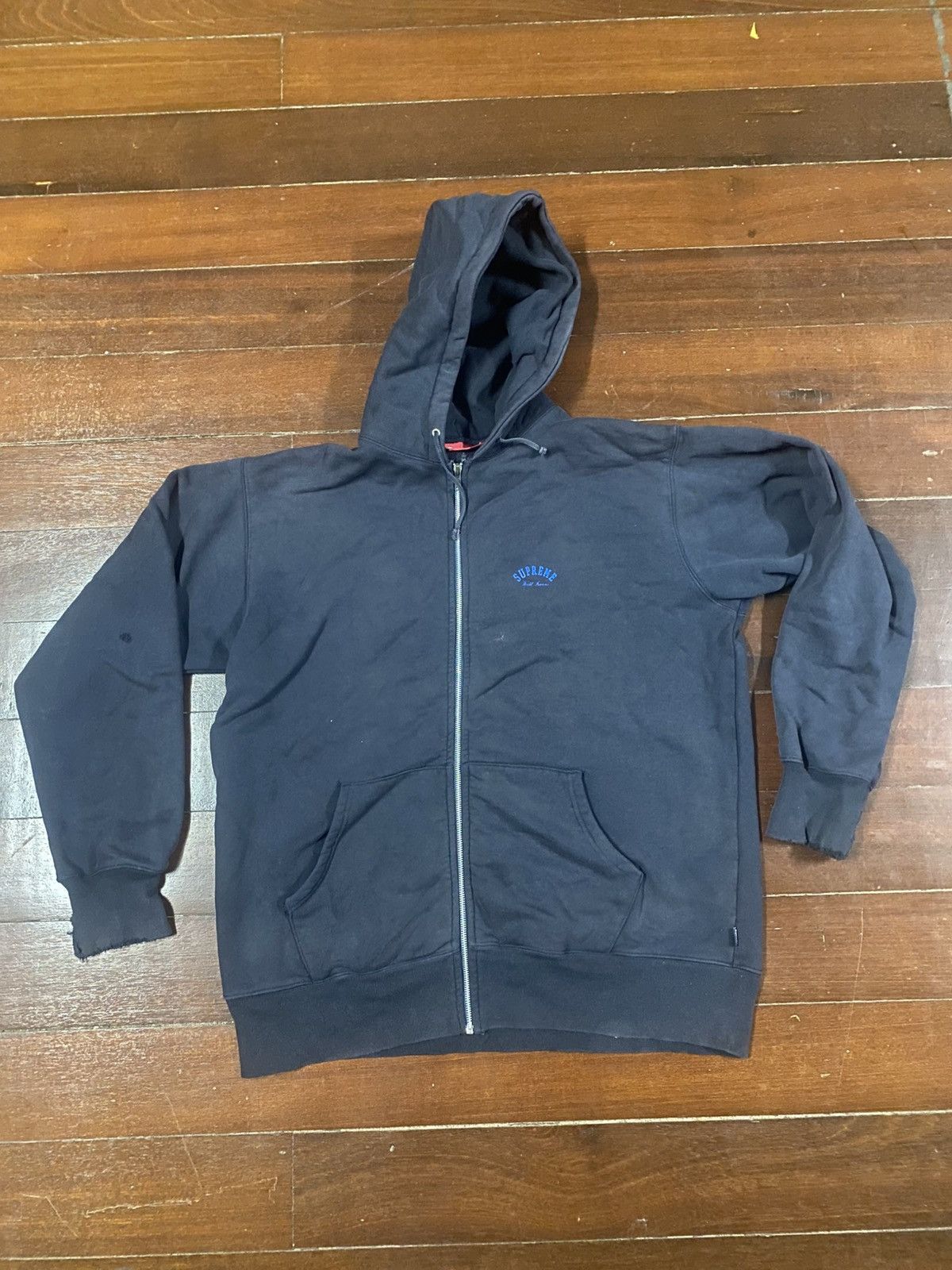 Supreme Vintage Supreme Hoodie distressed trashed sun faded Size US XL / EU 56 / 4 - 1 Thumbnail