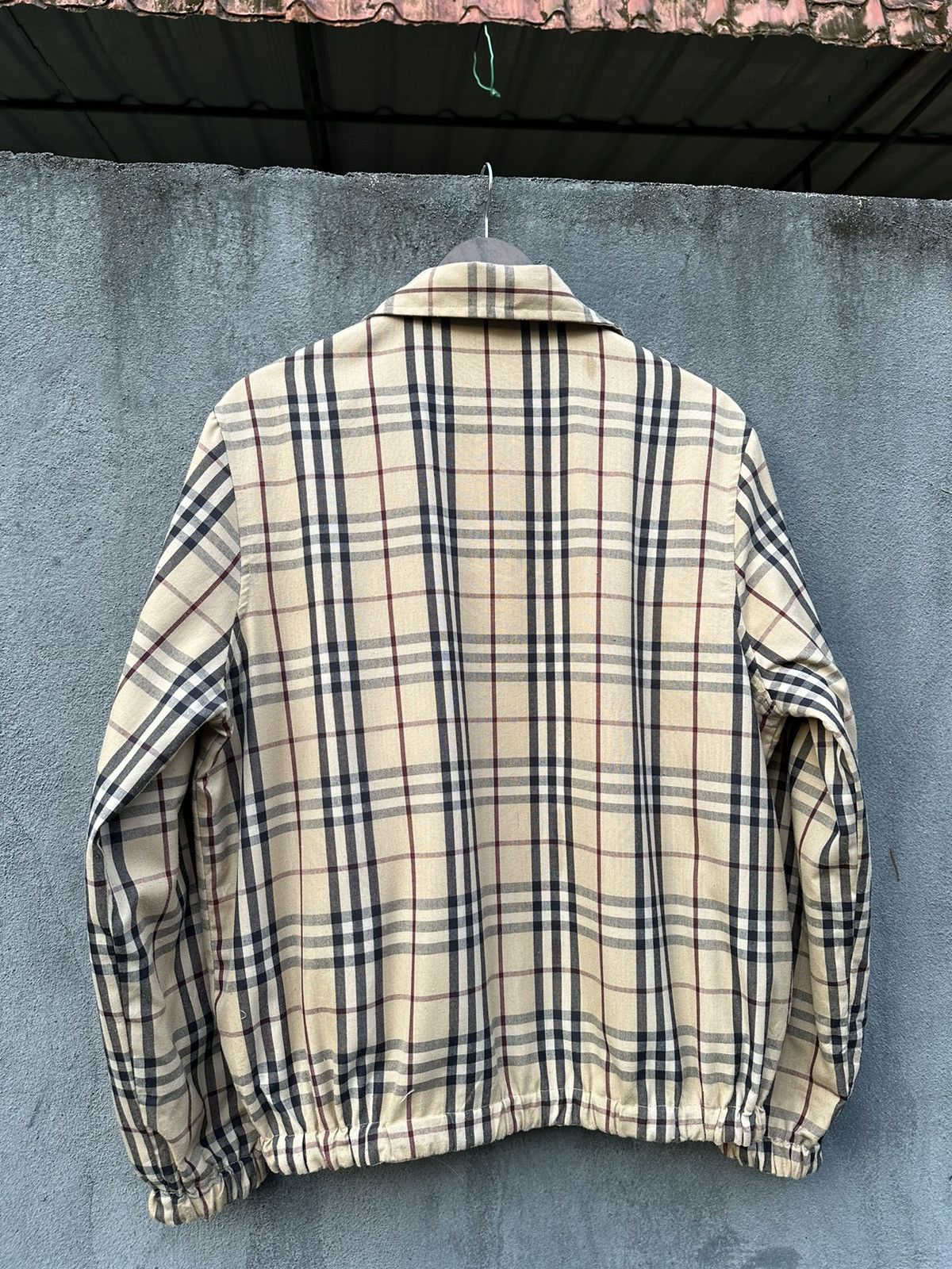 Burberry Vintage Burberry London Novacheck Reversible Bomber Jacket Size US M / EU 48-50 / 2 - 8 Thumbnail