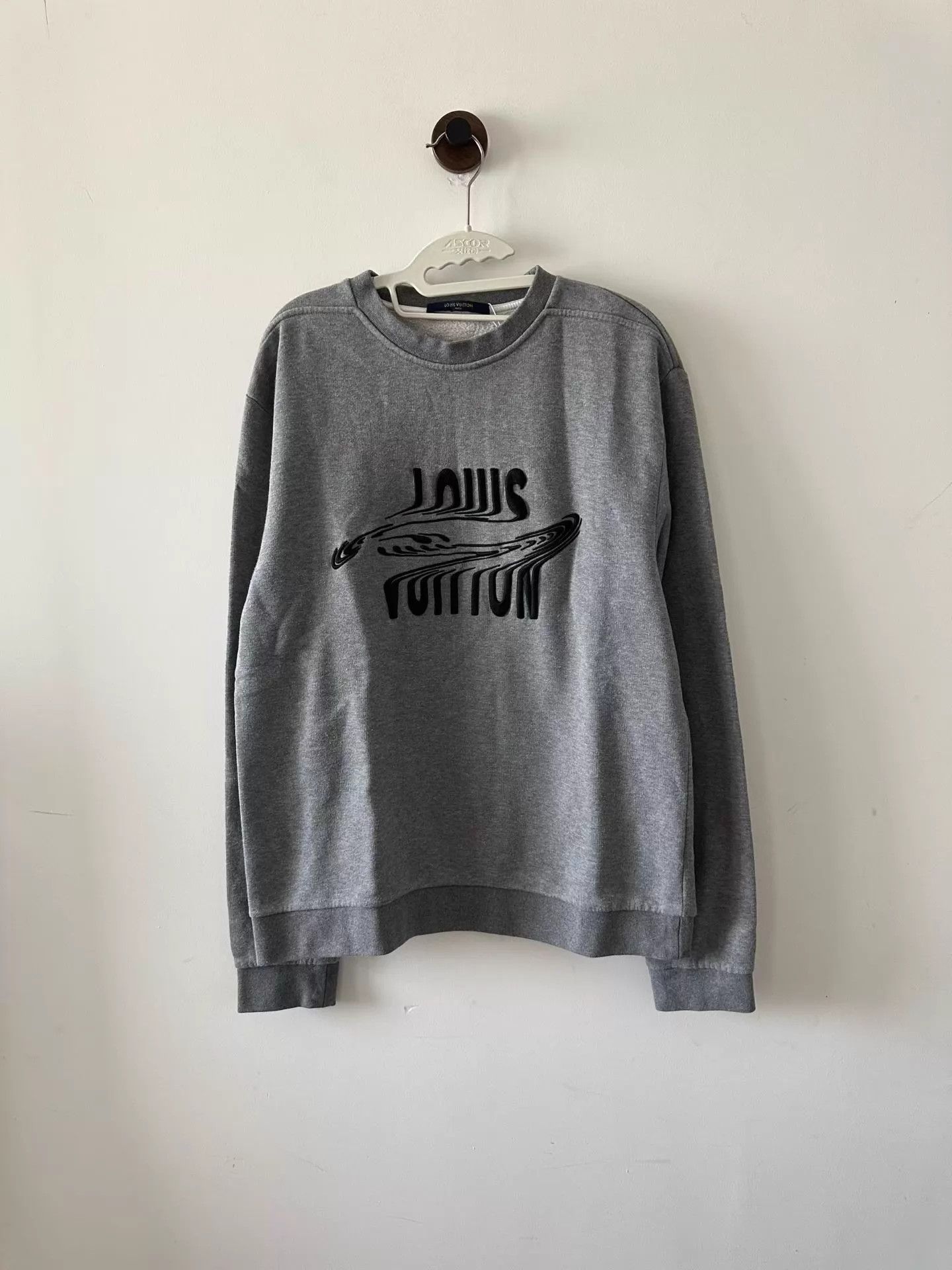 Louis Vuitton LV Twisted Sweatshirt M 95 Size US M / EU 48-50 / 2 - 1 Thumbnail