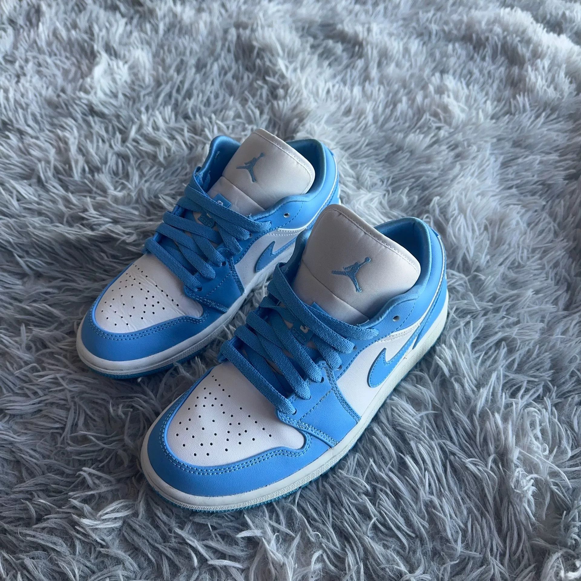Nike Nike Blue Lowtop Sneakers 38 Men Size US 6 / EU 39 - 1 Thumbnail