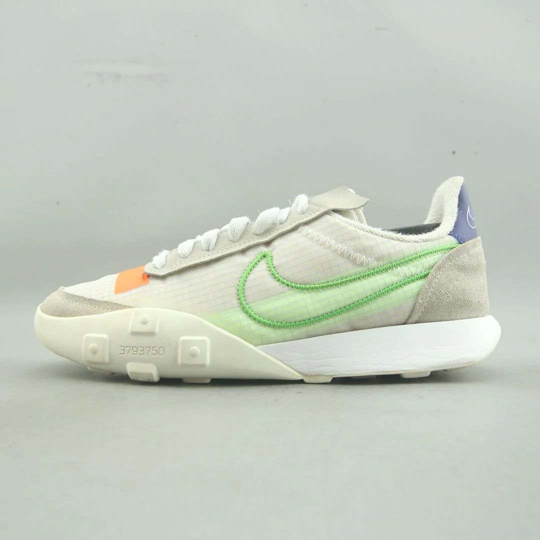 Nike Nike Women's Waffle Racer 2X in the Desert Sand Size US 8 / IT 38 - 1 Thumbnail